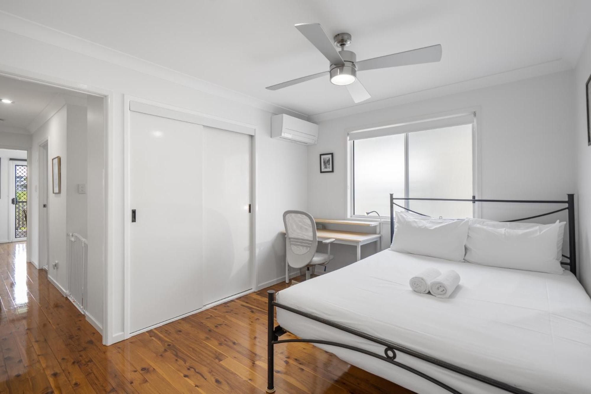 Bright 3-bed In Leafy Annerley Holiday home *