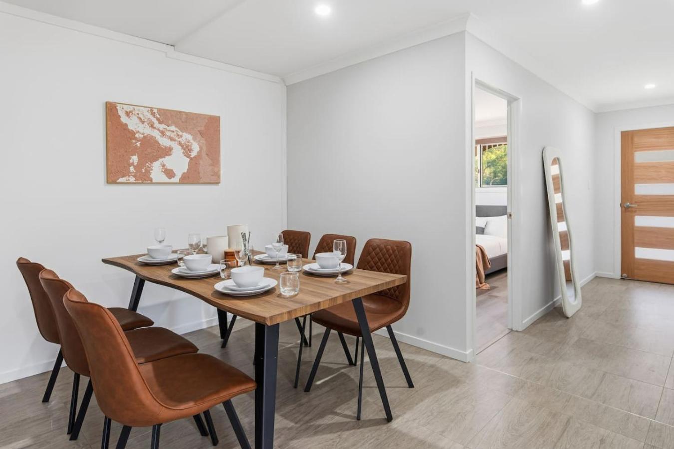 Spacious 3br In Quiet Tarragindi Location