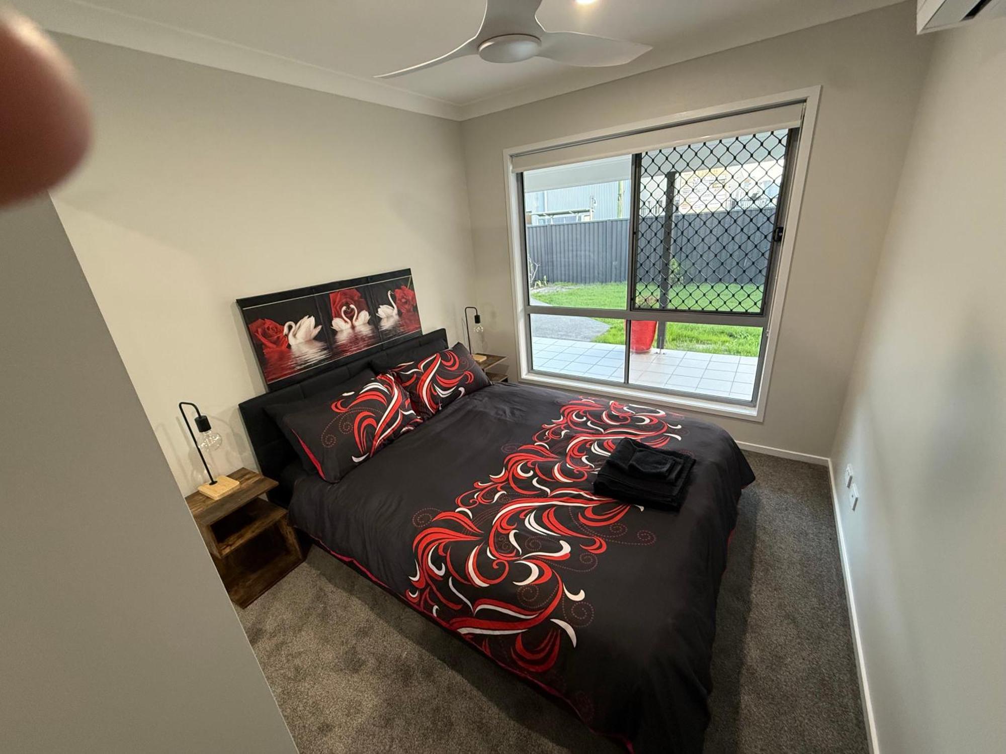 3 Bedroom Fully Renovated Away From Brisbane