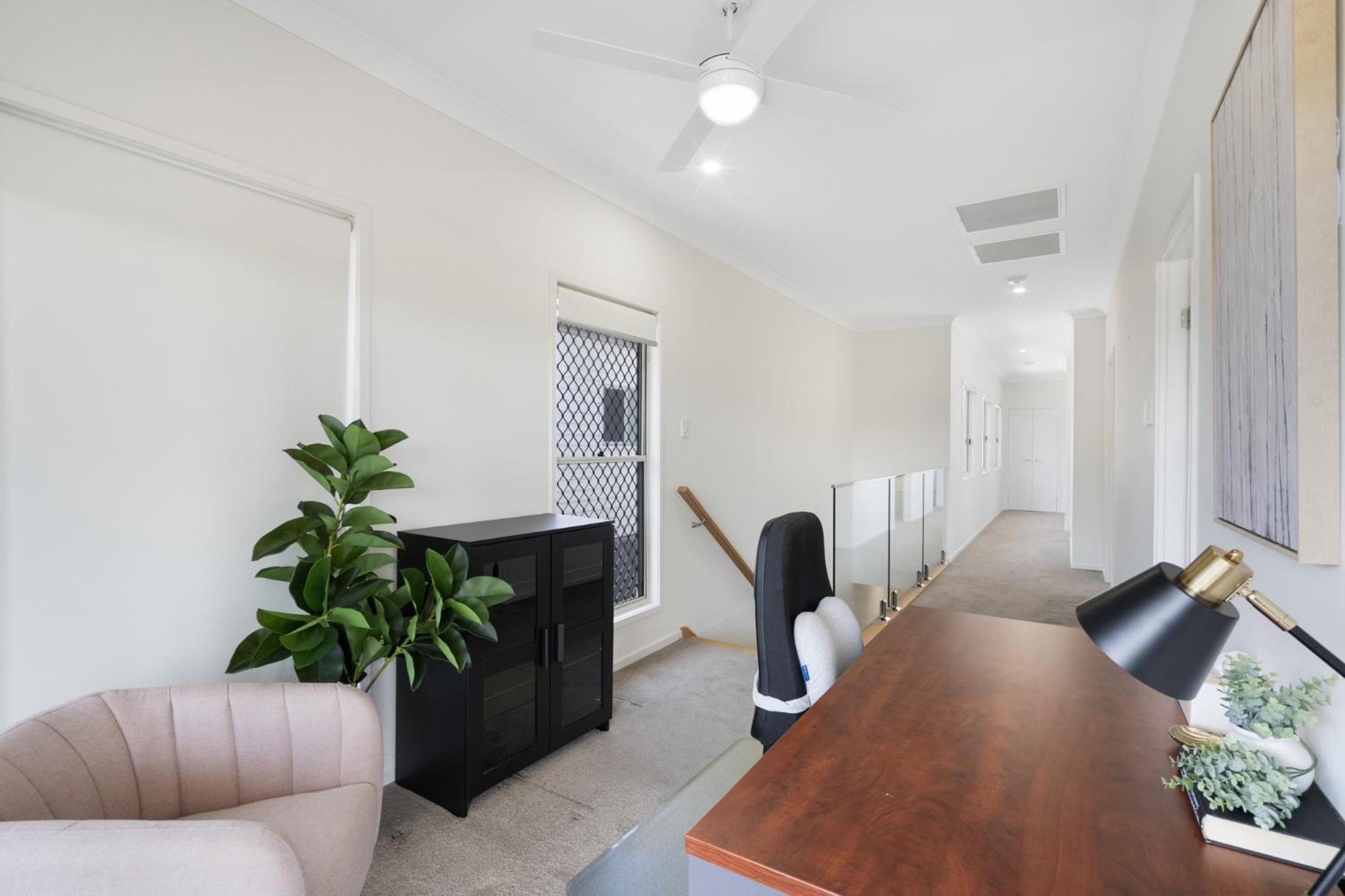 Family-friendly House With Courtyard Retreat Holiday home *