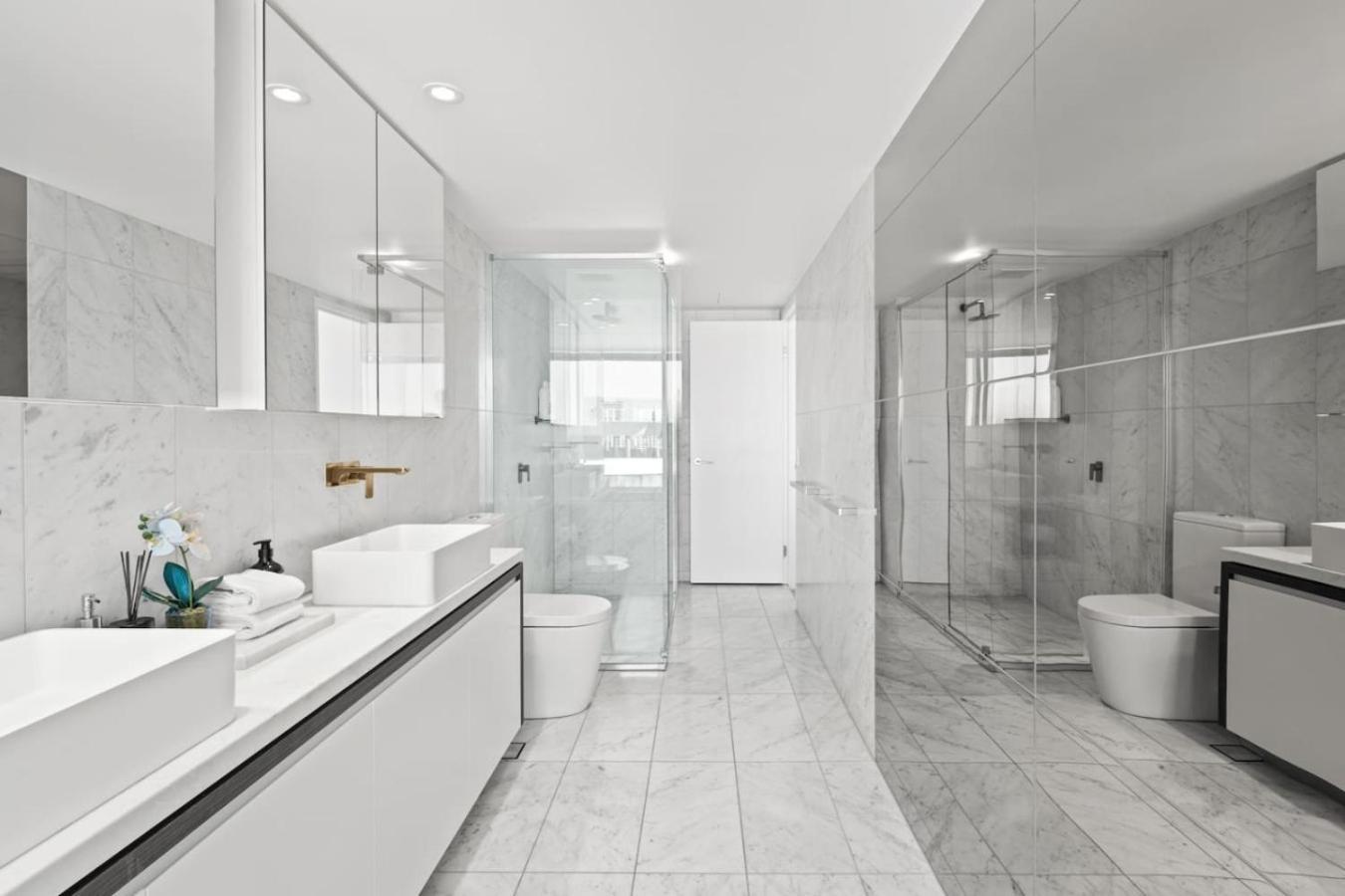 Holiday home Modern Skyline 3br With Pool Gym And Tub