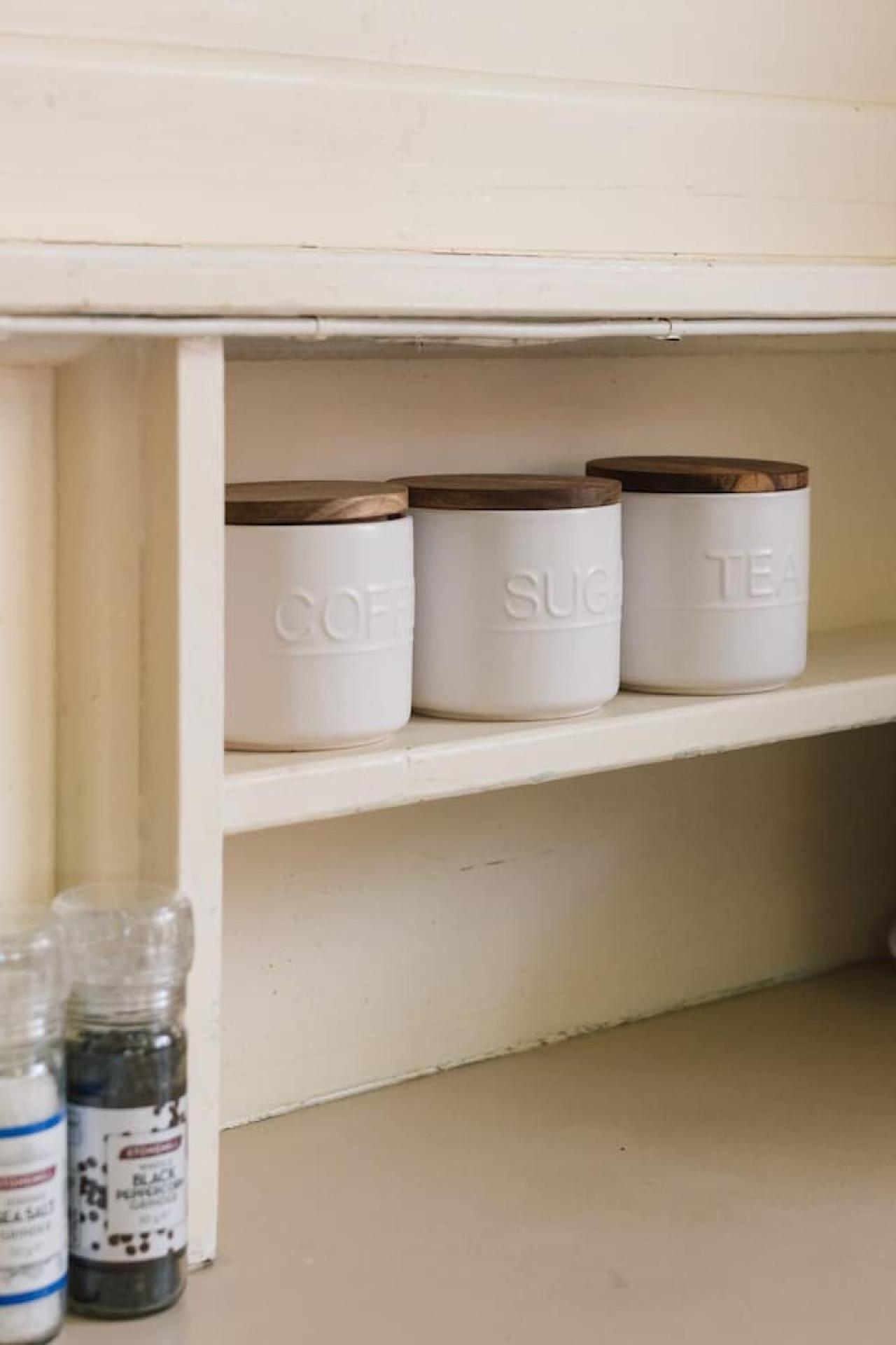 Warm And Cozy Retreat Near Shops And Transport