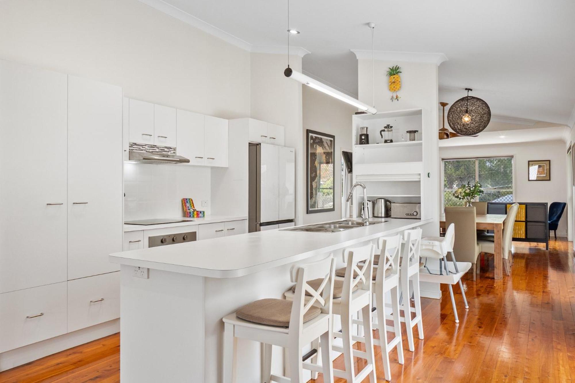 Holiday home Bright 3-bed In Leafy Annerley