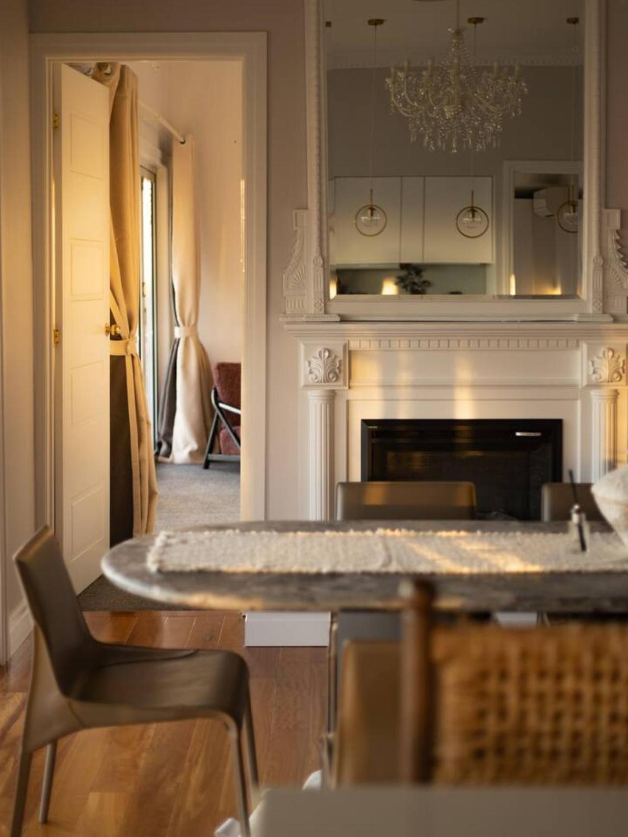 6mil Luxe Hilltop 6 Bedroom Heritage Mansion