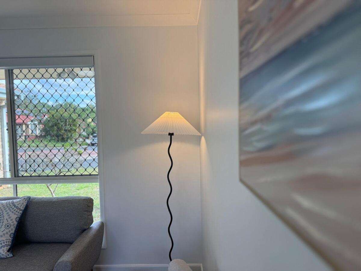 Serene 4br Family Retreat - Near Shops & Highways Brisbane