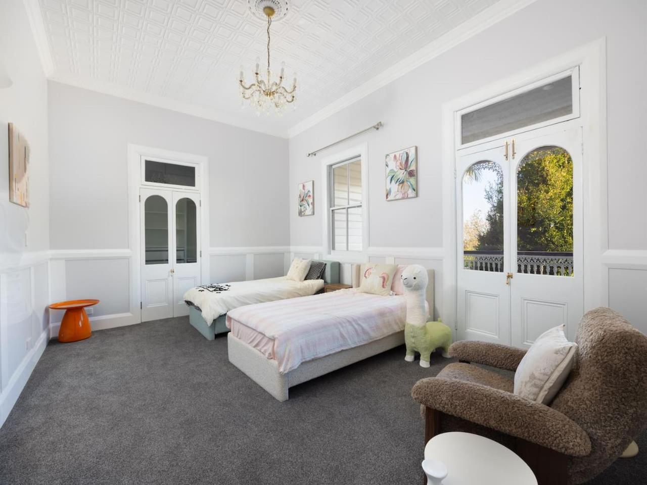 6mil Luxe Hilltop 6 Bedroom Heritage Mansion * Brisbane