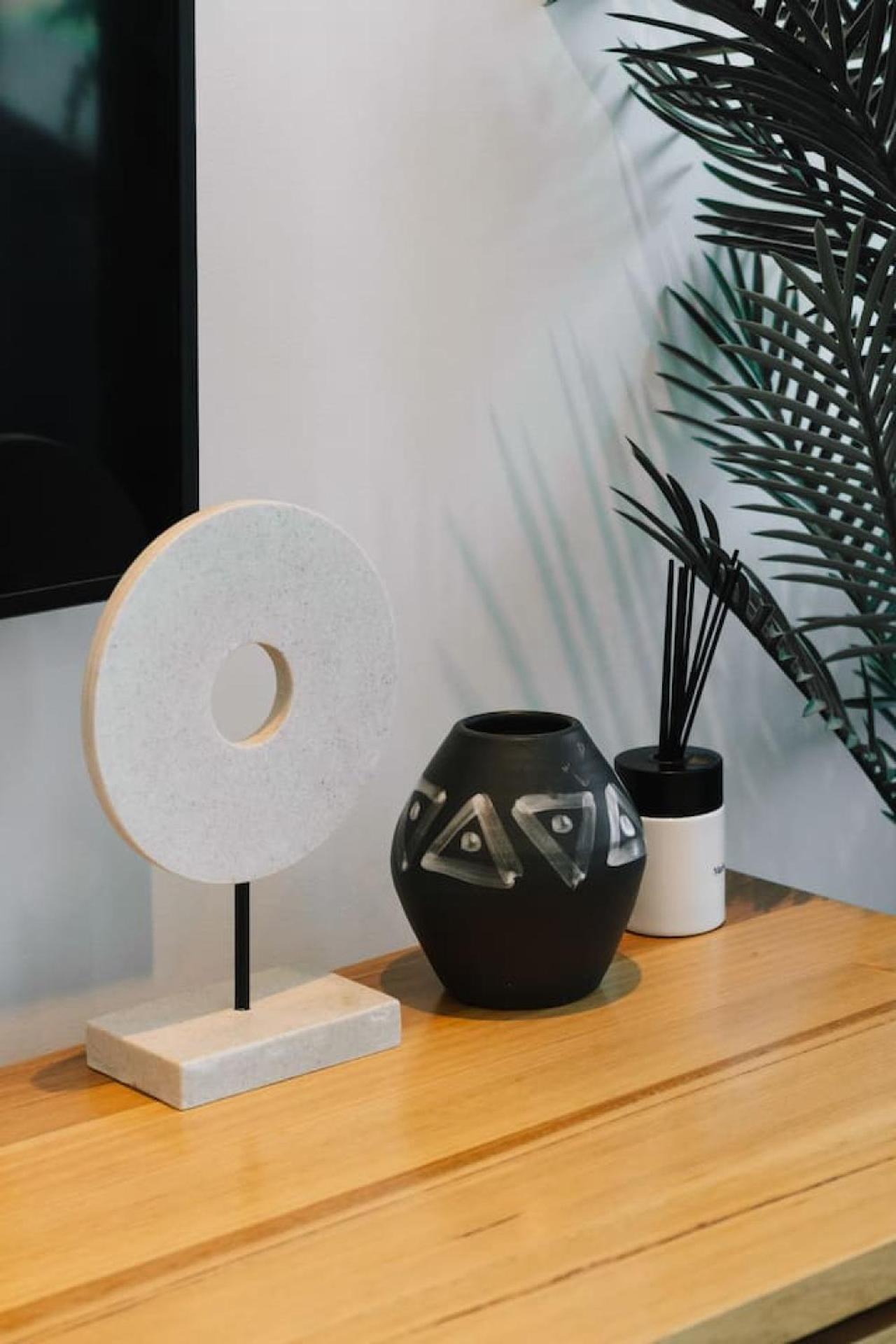 Modern Skyline 3br With Pool Gym And Tub * Brisbane