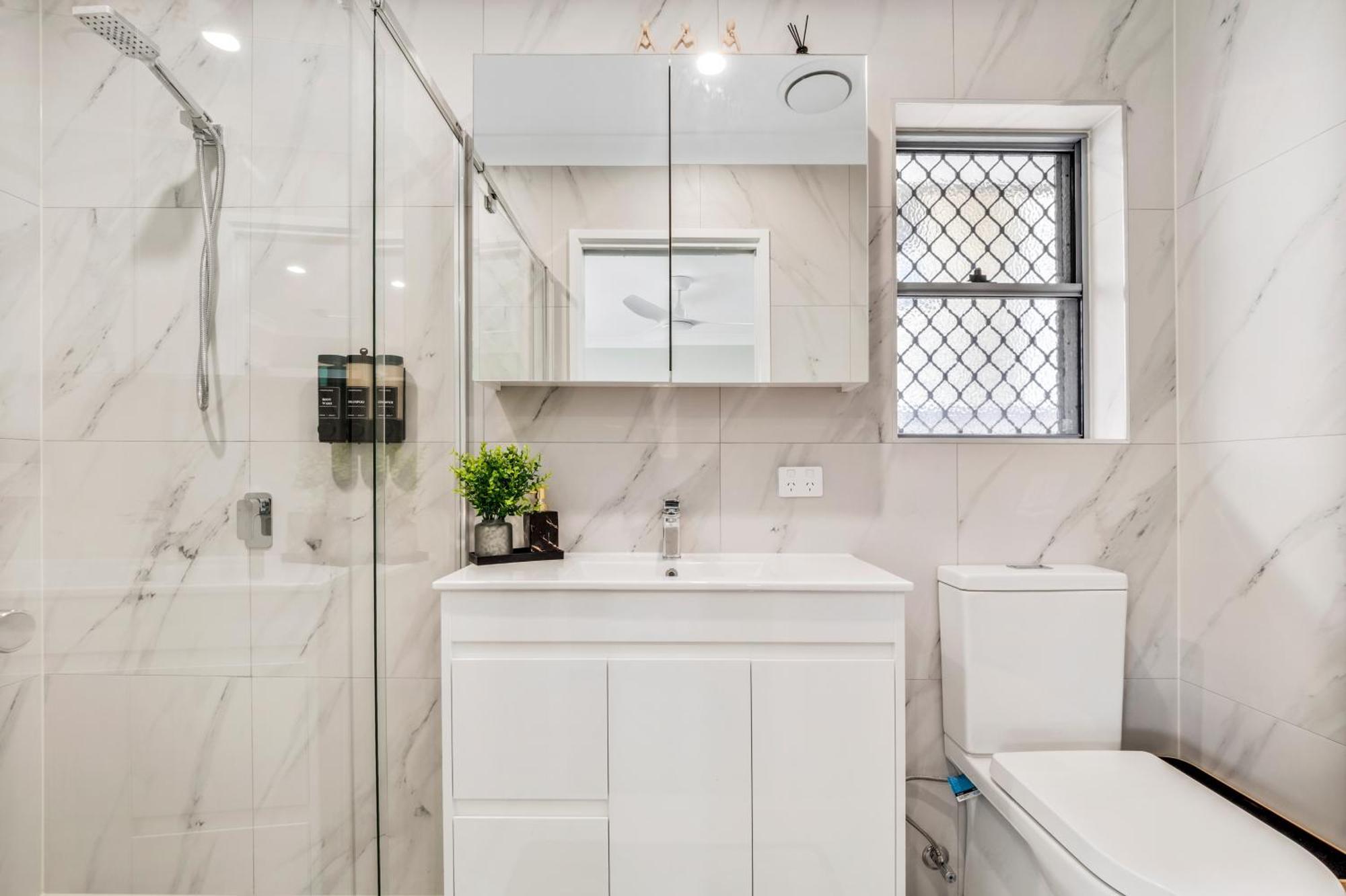 Holiday home 3 Bedroom Fully Renovated Away From Brisbane