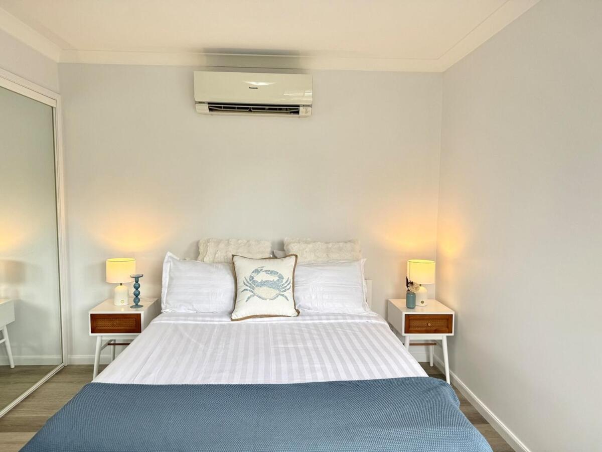 Serene 4br Family Retreat - Near Shops & Highways *