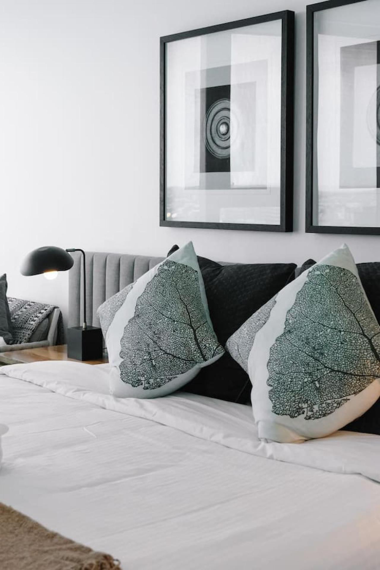 Modern Skyline 3br With Pool Gym And Tub *