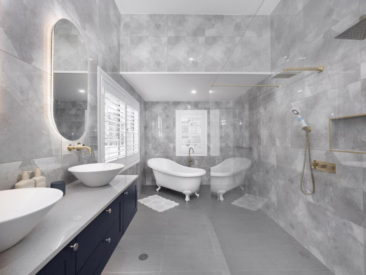 Holiday home 6mil Luxe Hilltop 6 Bedroom Heritage Mansion