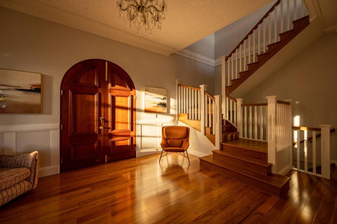 Holiday home 6mil Luxe Hilltop 6 Bedroom Heritage Mansion