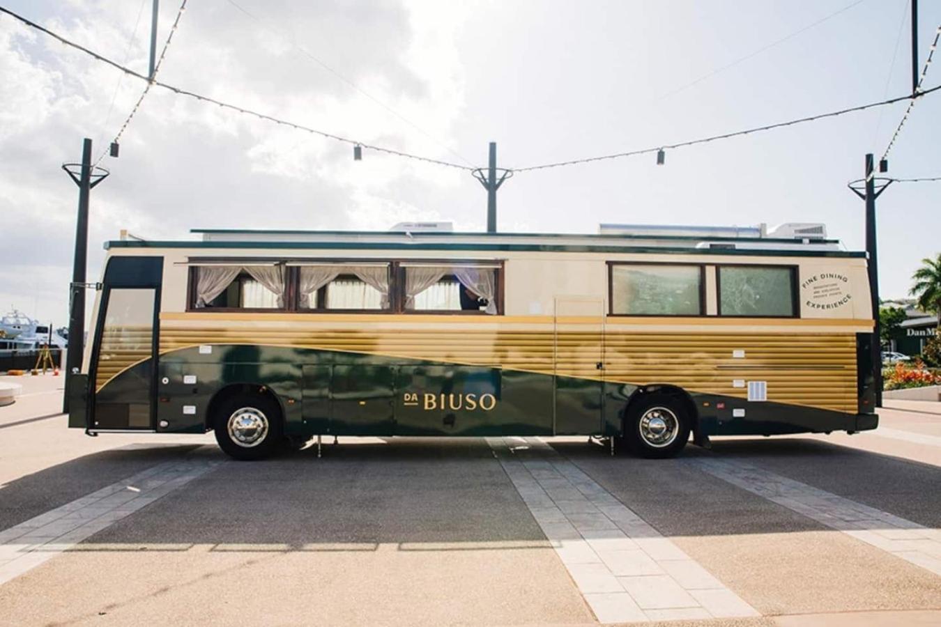 6mil Luxe Hilltop 6 Bedroom Heritage Mansion