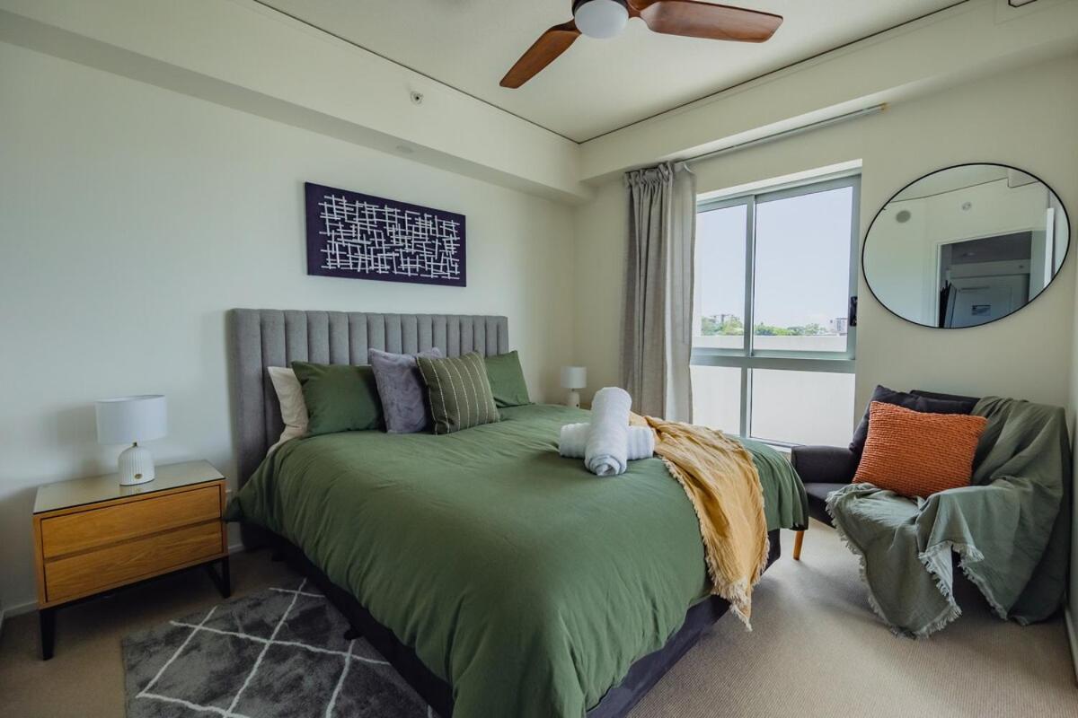 Exec Walk To Rna & King St, Pool, Gym, Parkng Apartment Brisbane
