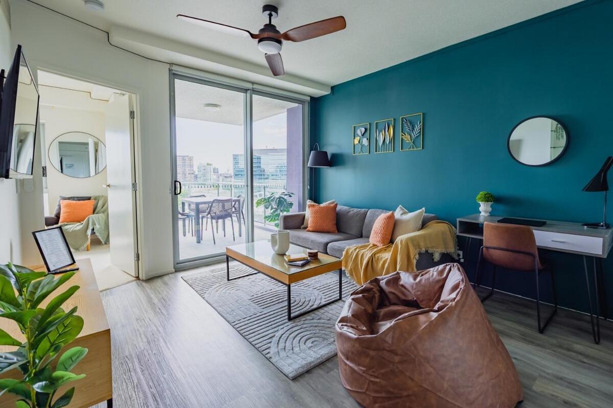 Exec Walk To Rna & King St, Pool, Gym, Parkng Apartment Brisbane