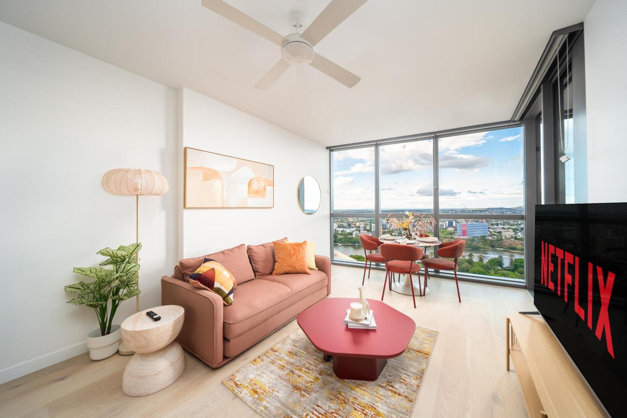 Apartment 1bedroom Sip In Style In Queens Wharf - Level 33 With And River View