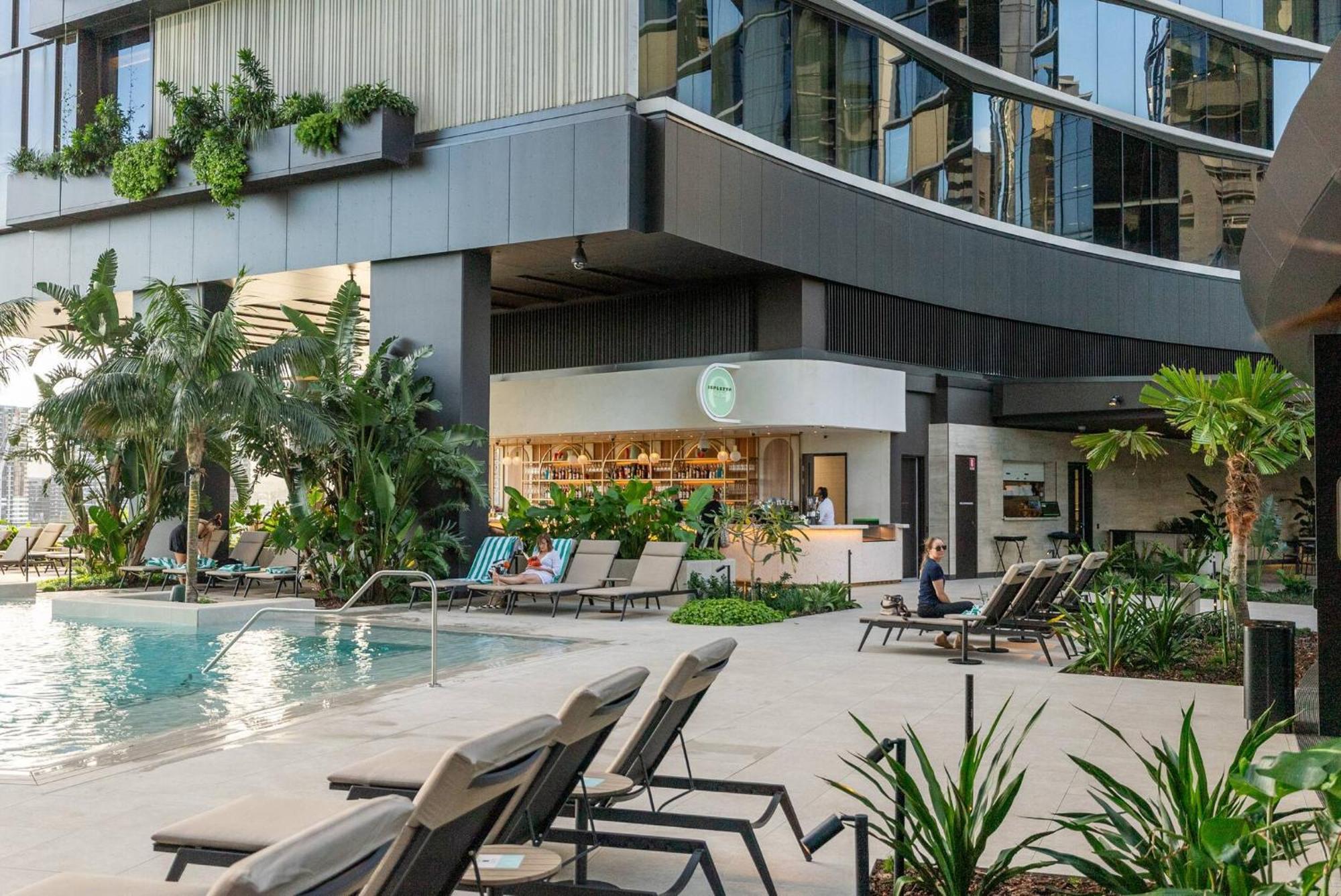 Bright & Calm Haven Queen Wharf Lv 17 - With Sky & Balcony Views Brisbane