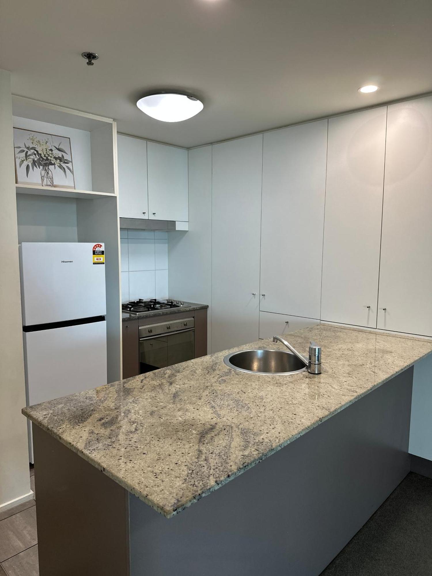 Modern Escape In The Heart Of With An Amazing River View! Apartment