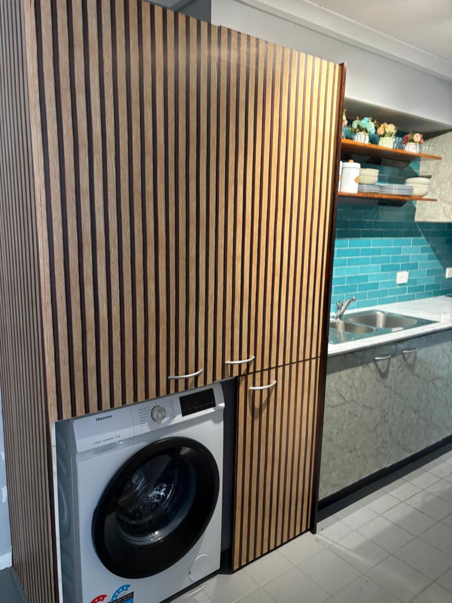 Apartment Riverfront Duplex With Unbeatable Connectivity *