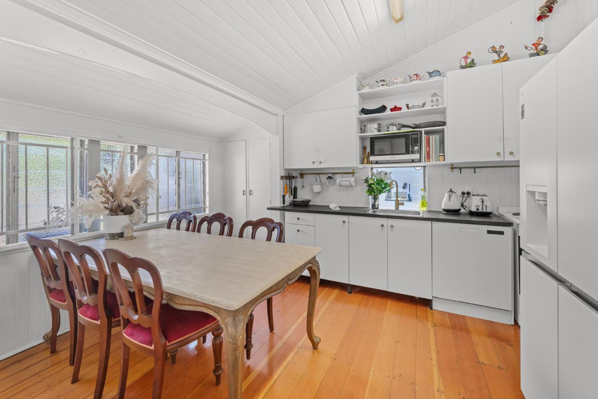 Gladstone Highgate Hill Brisbane