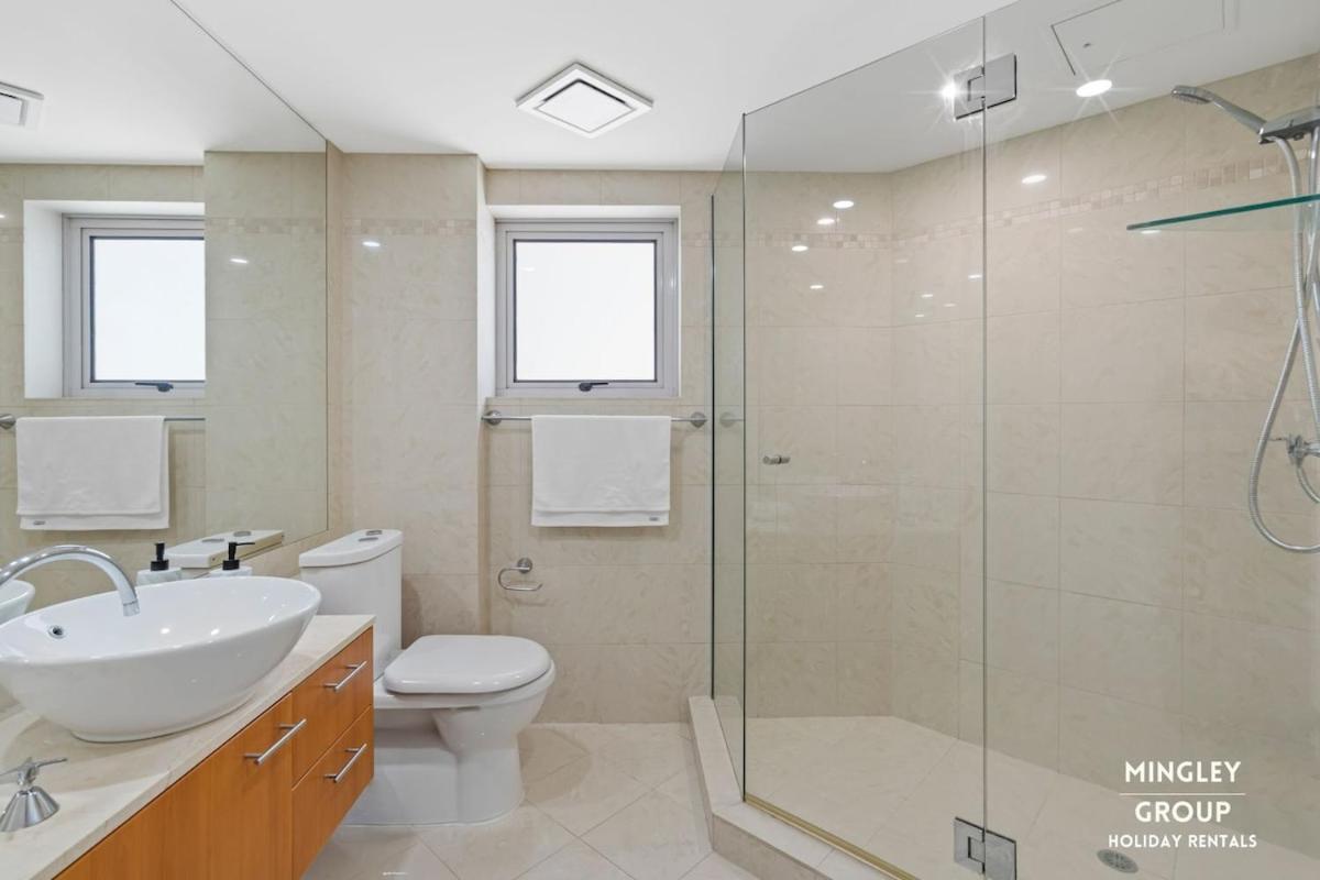 Modern 2b With In Centre Apartment Brisbane