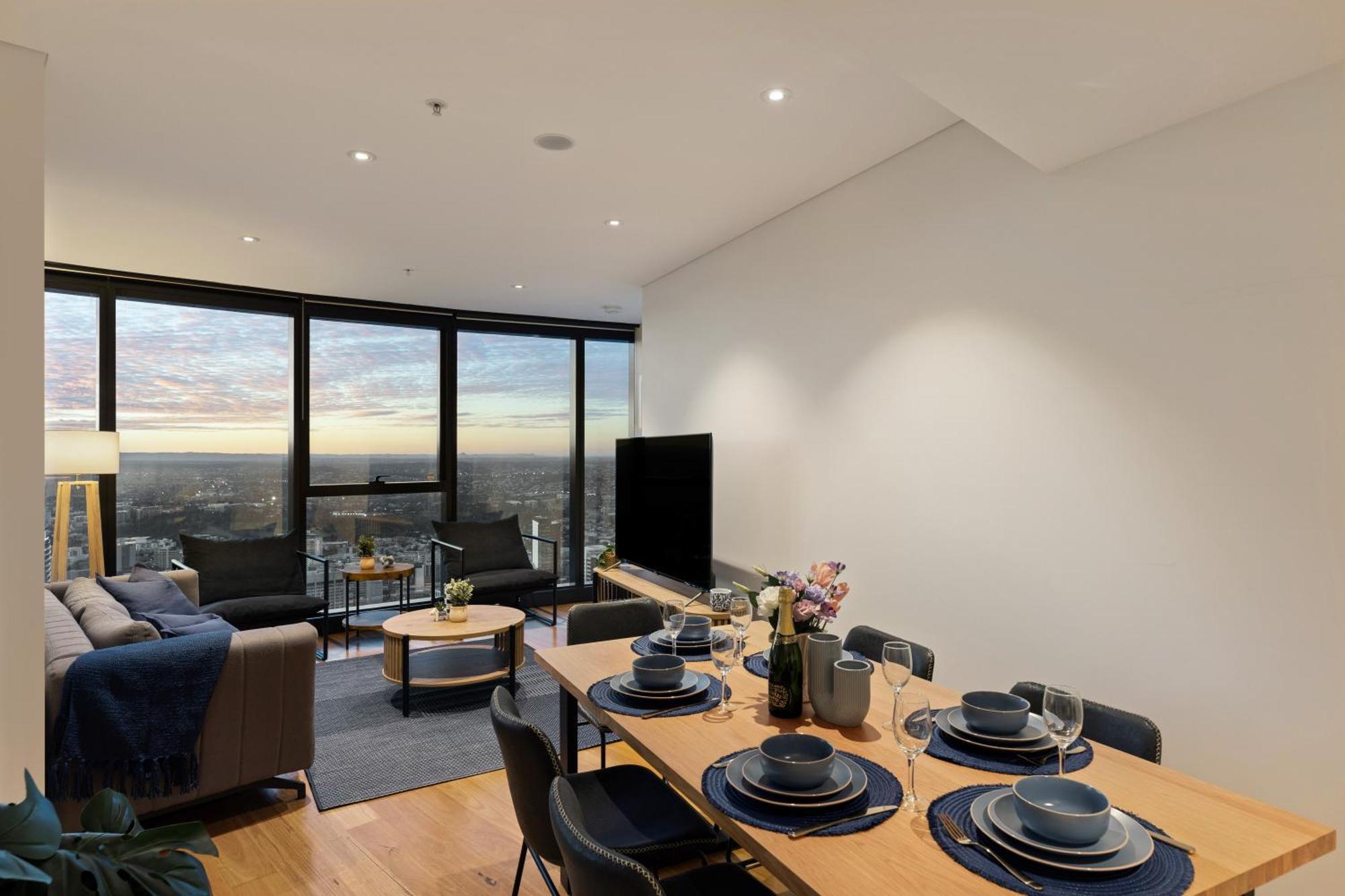 Apartment Skytower 72nd Floor 3br With Parking, Pool And Gym