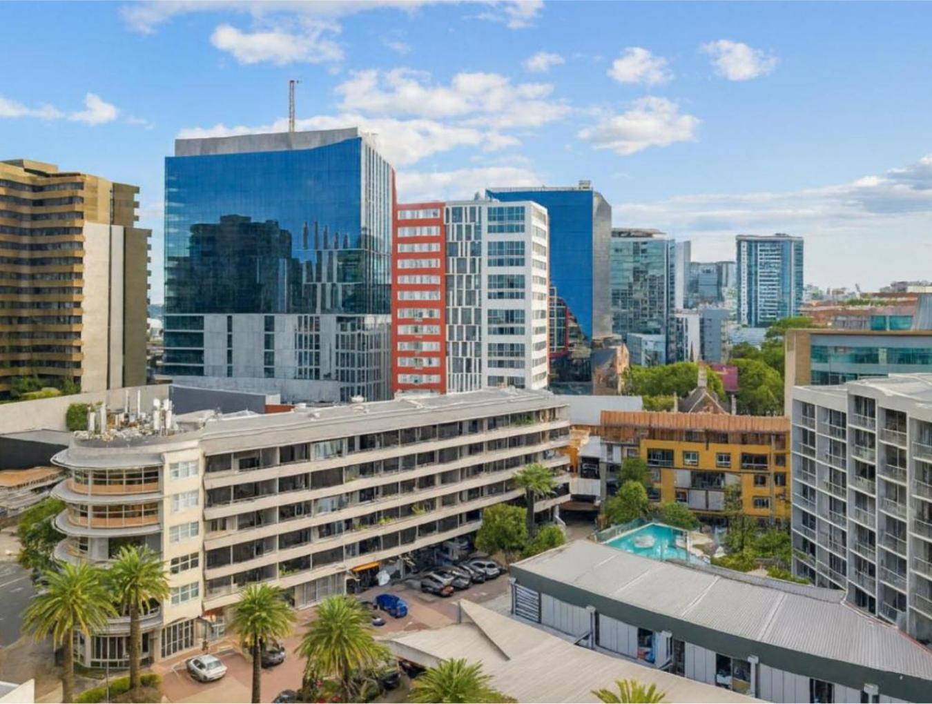 Toulouse Fortitude Valley * Brisbane