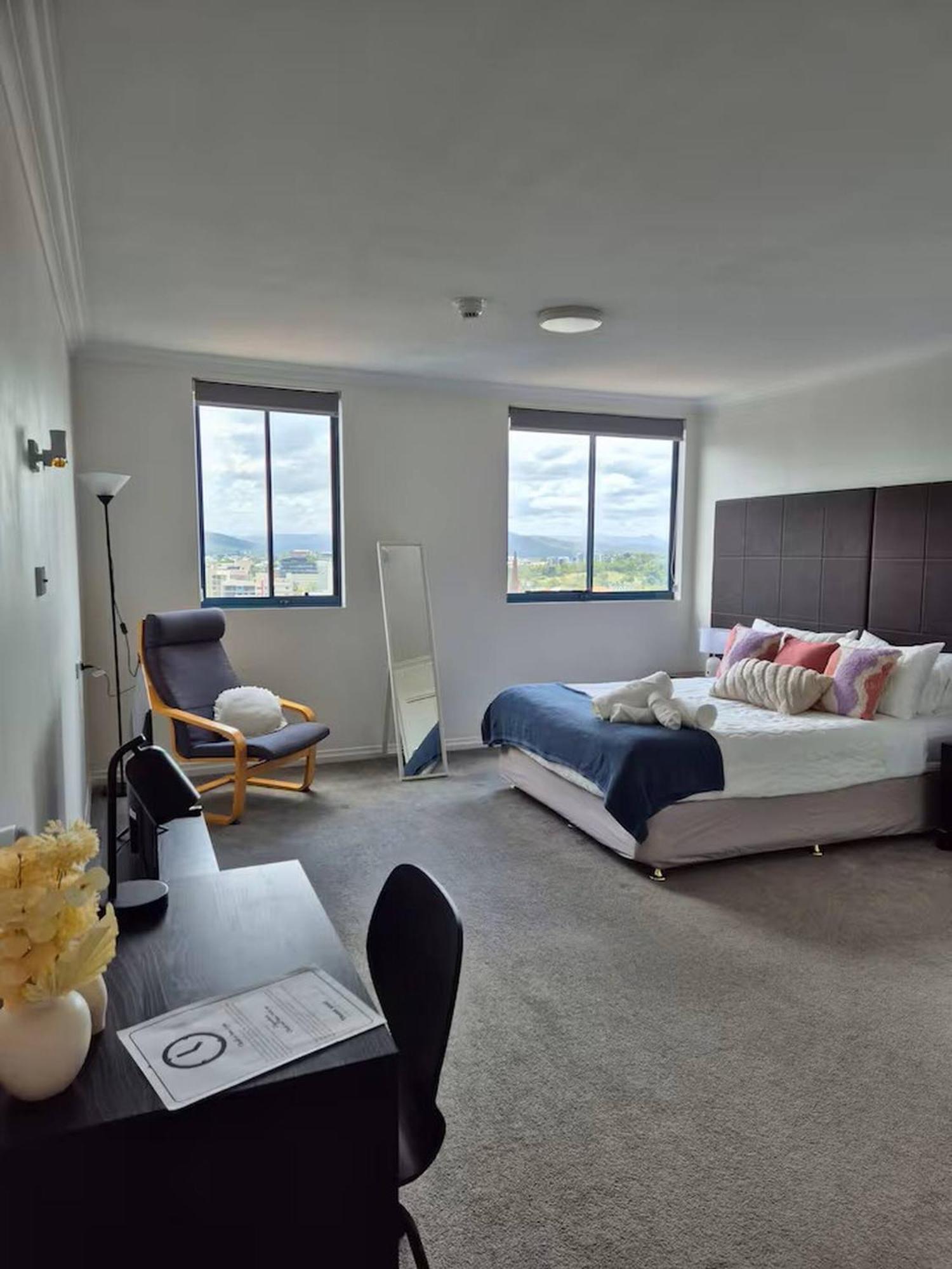 Cbd Dual Key - Pool, Gym & Parking *