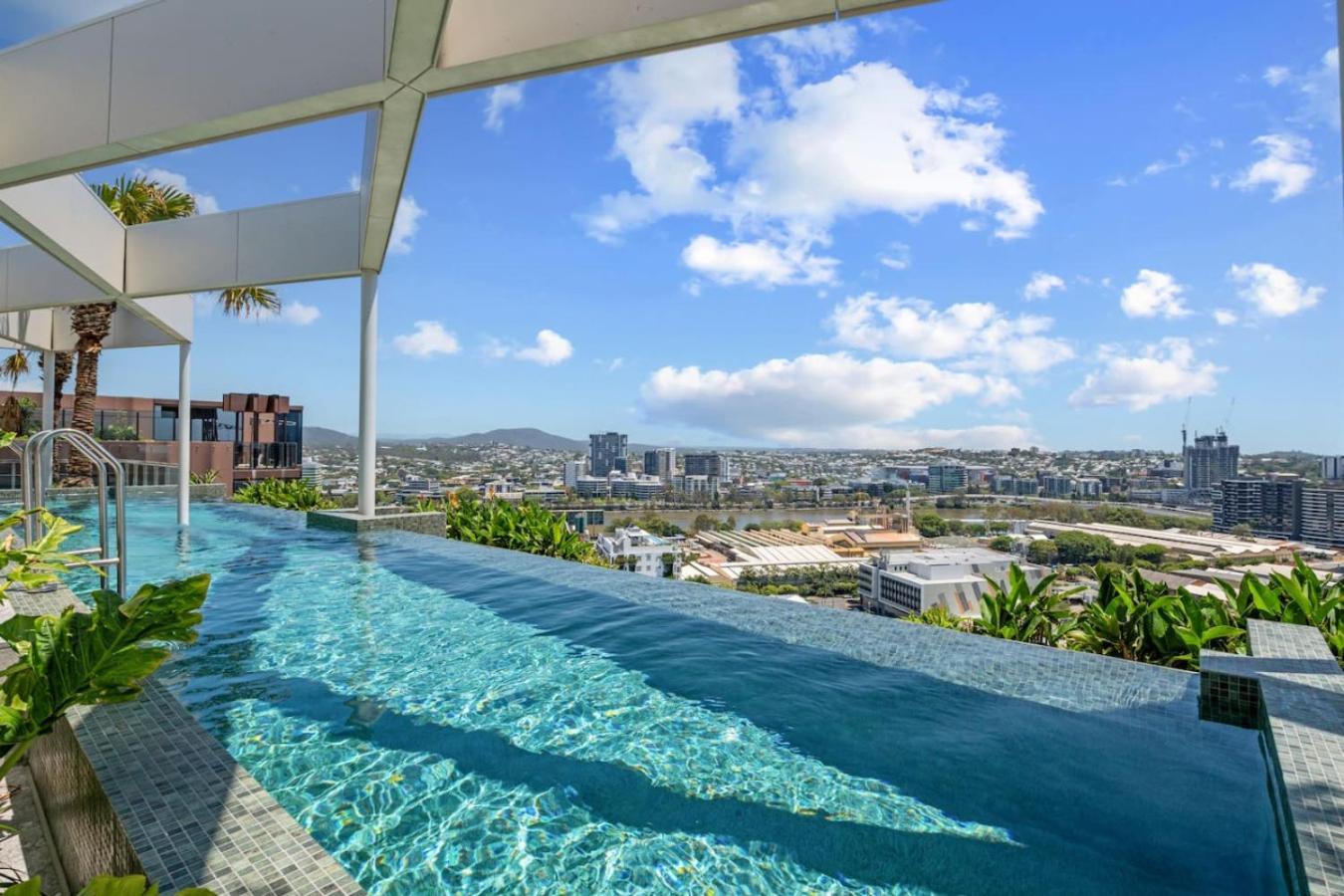 Modern 2br Retreat Heart Of Vibrant West End Apartment Brisbane