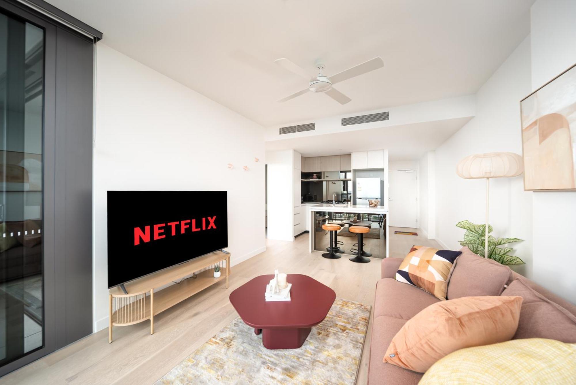 1bedroom Sip In Style In Queens Wharf - Level 33 With And River View *