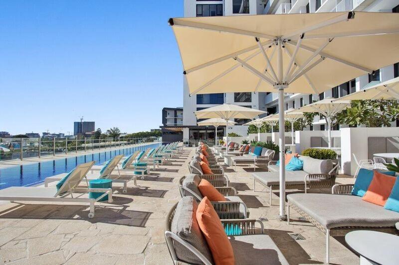 Apartment Great Spring Hill 1br 1ba And Poolgym M14 Brisbane