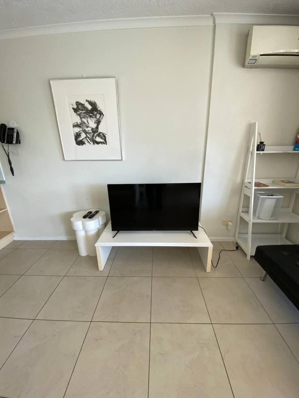 Comfy 1bed And 1 Futon In Heart Of Apartment