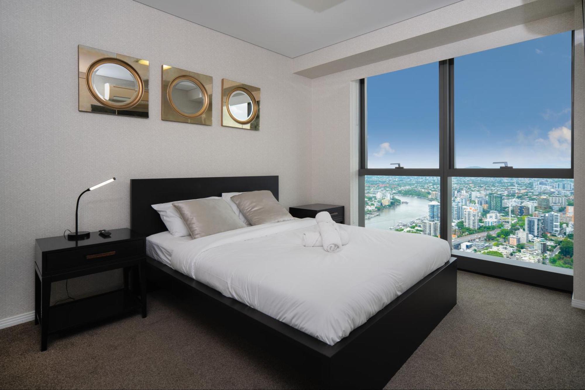 Apartment Dreamy Skyline Views-pool Sauna Gym-meriton Soleil Brisbane