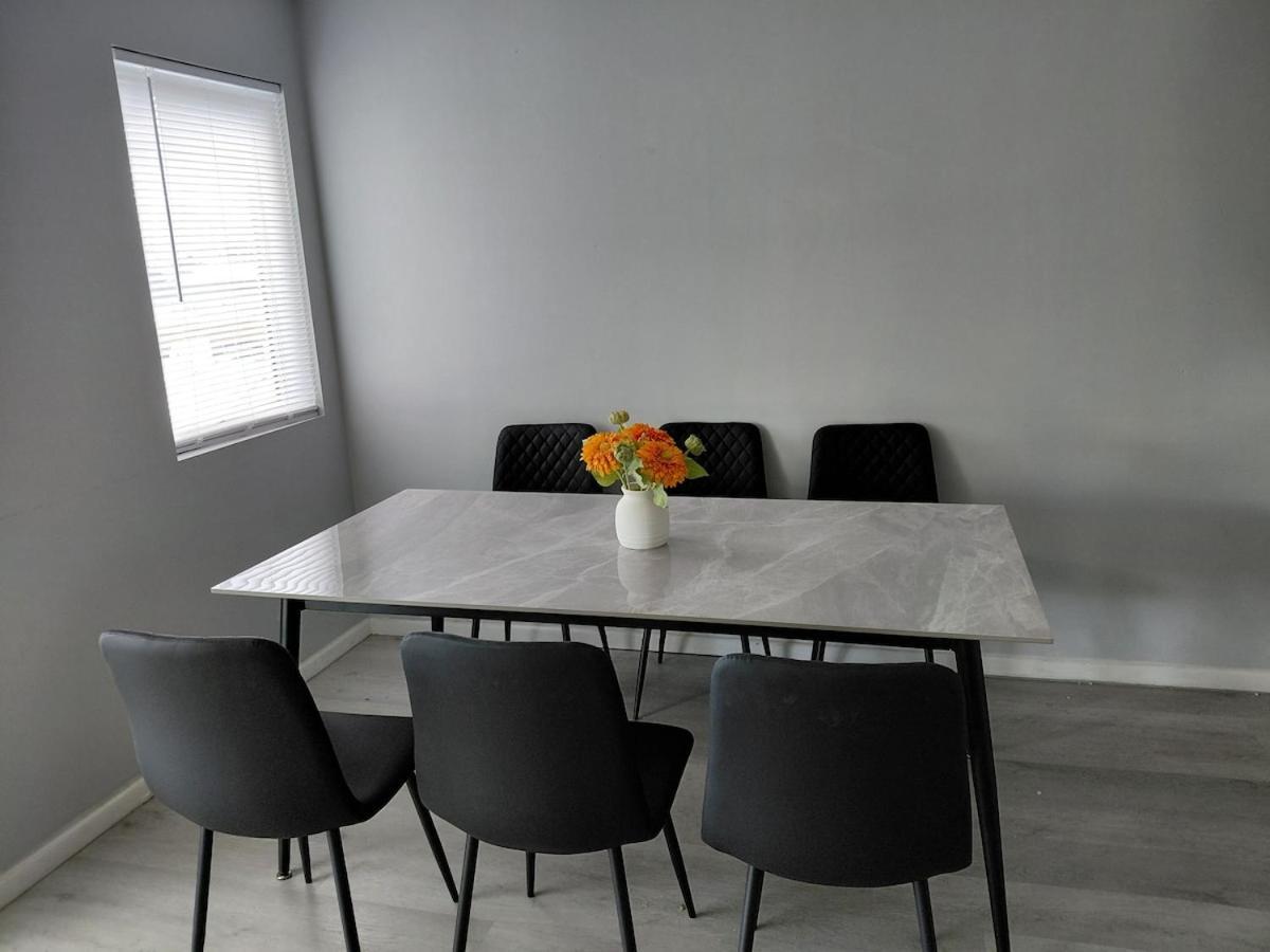 Riverfront Duplex With Unbeatable Connectivity Apartment Brisbane