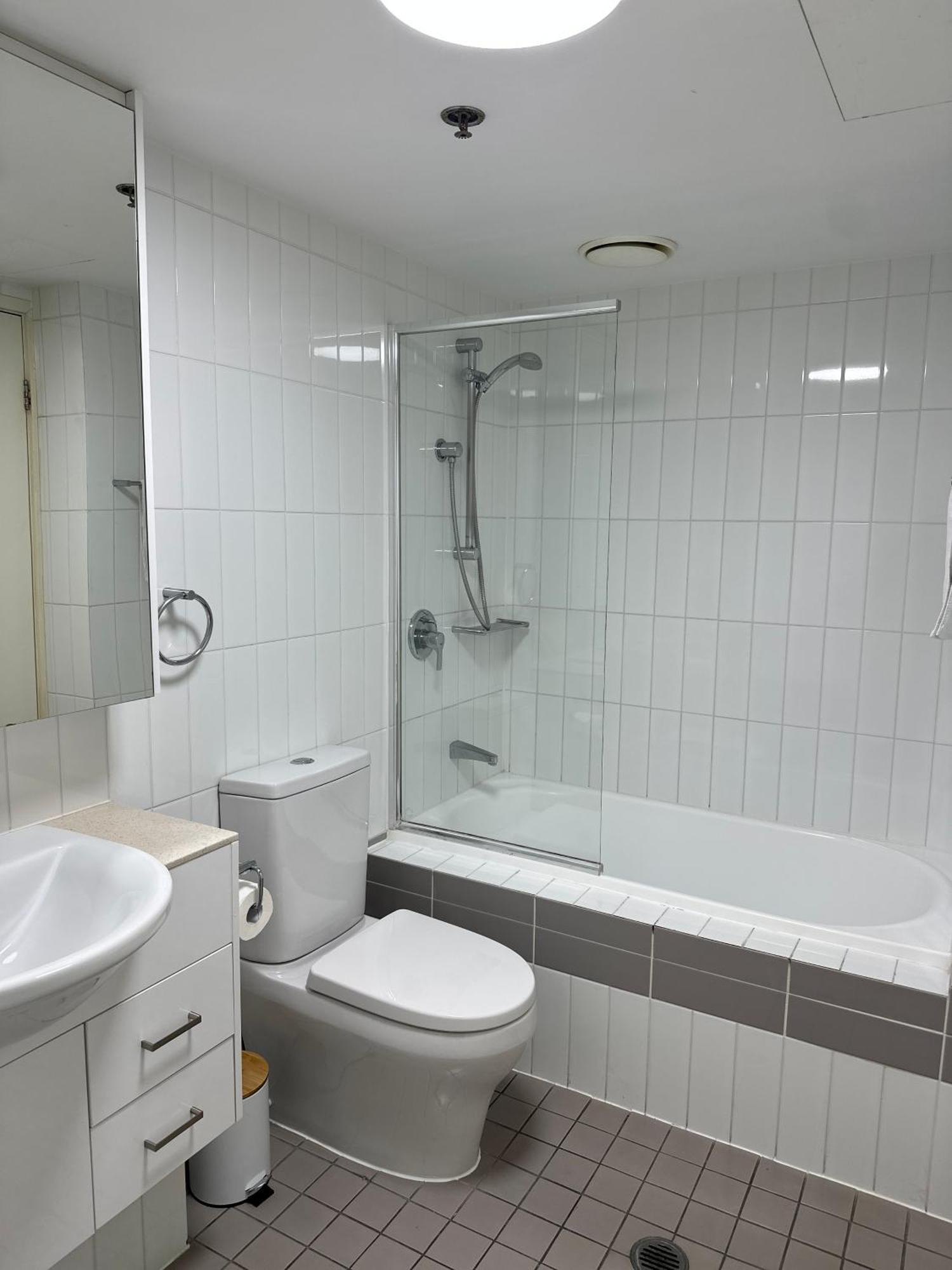 Apartment Modern Escape In The Heart Of With An Amazing River View! *