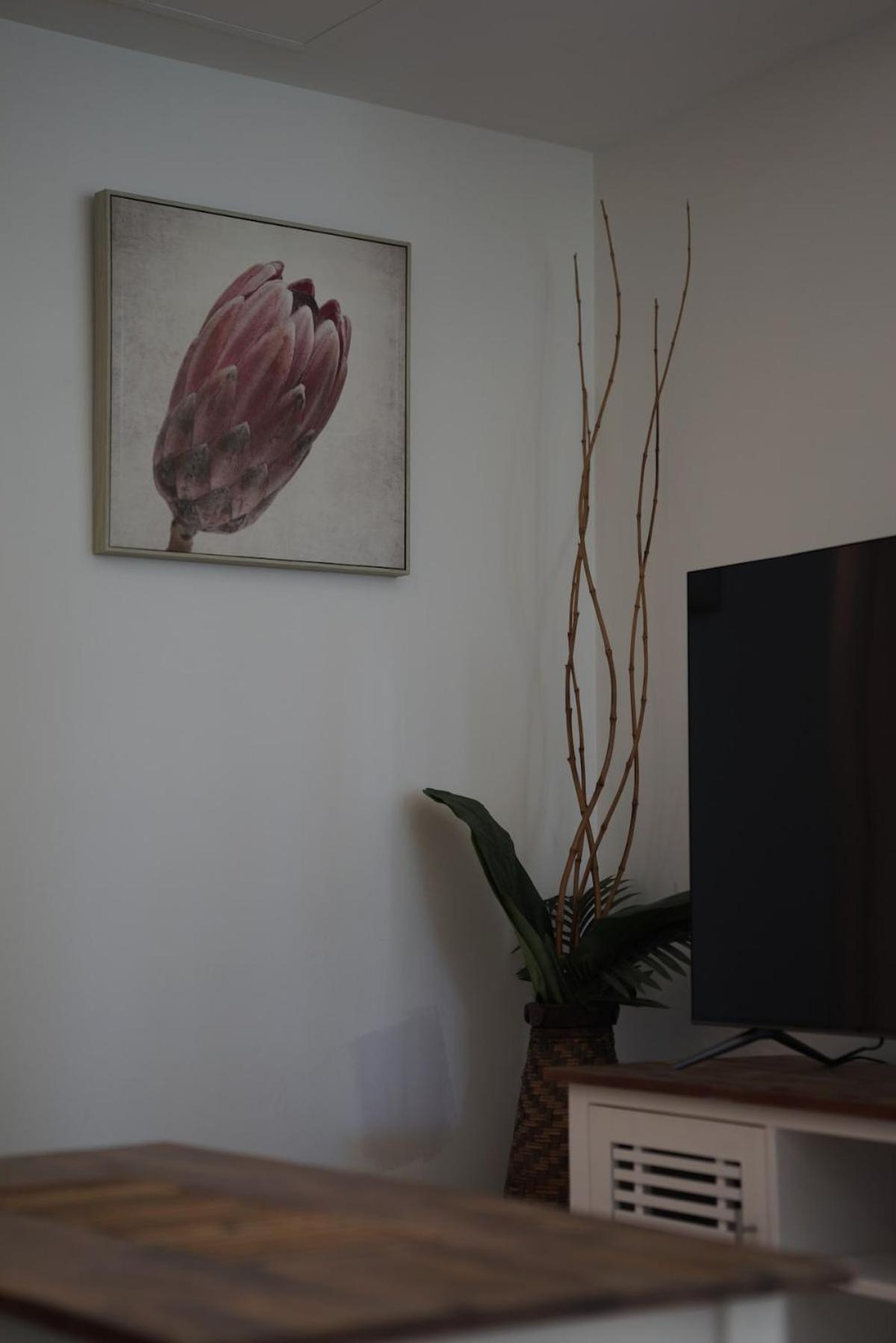 Family-friendly 2br Retreat Heart Of C35 * Brisbane