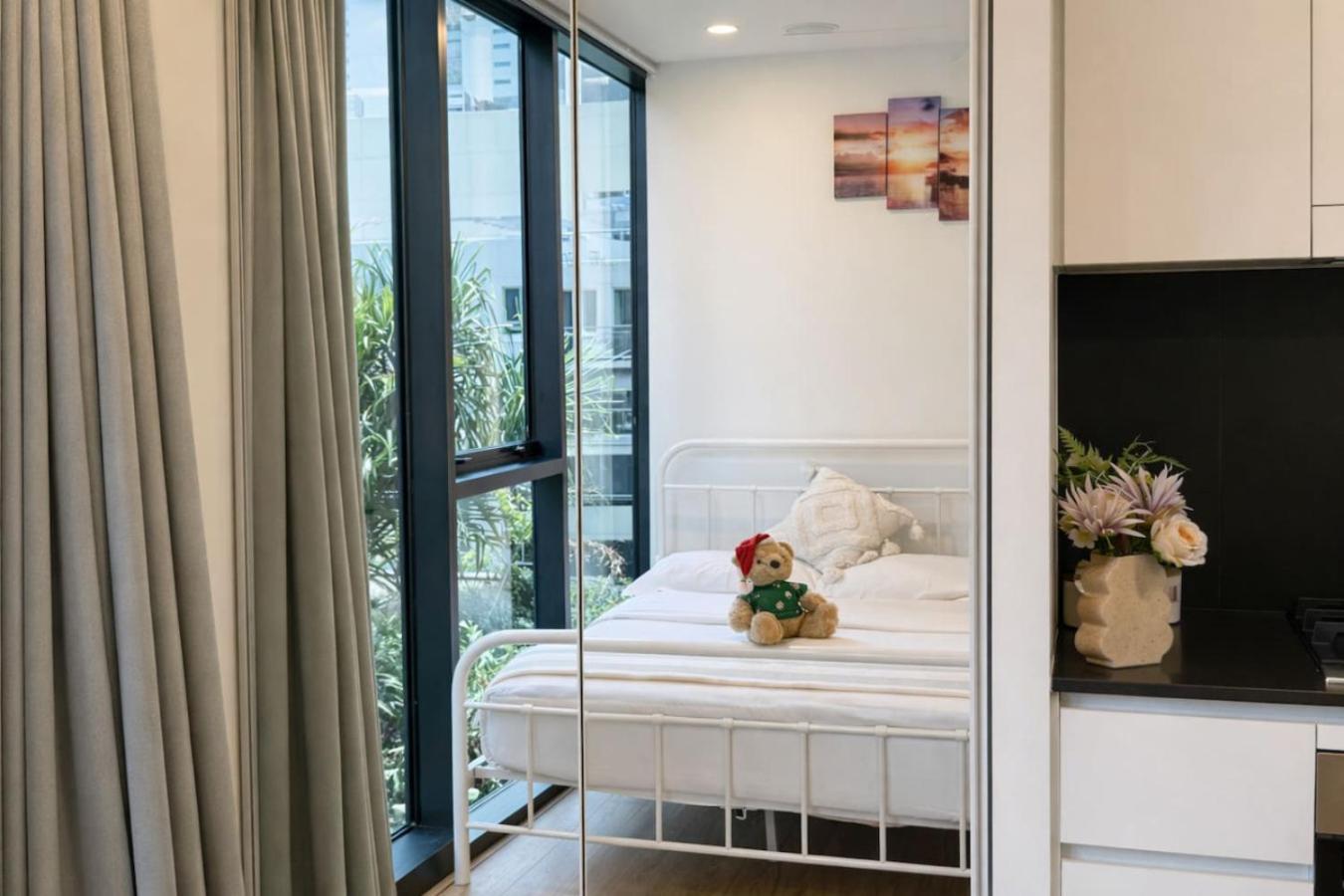 Apartment Cordelia St Pool And Gym 30806-2