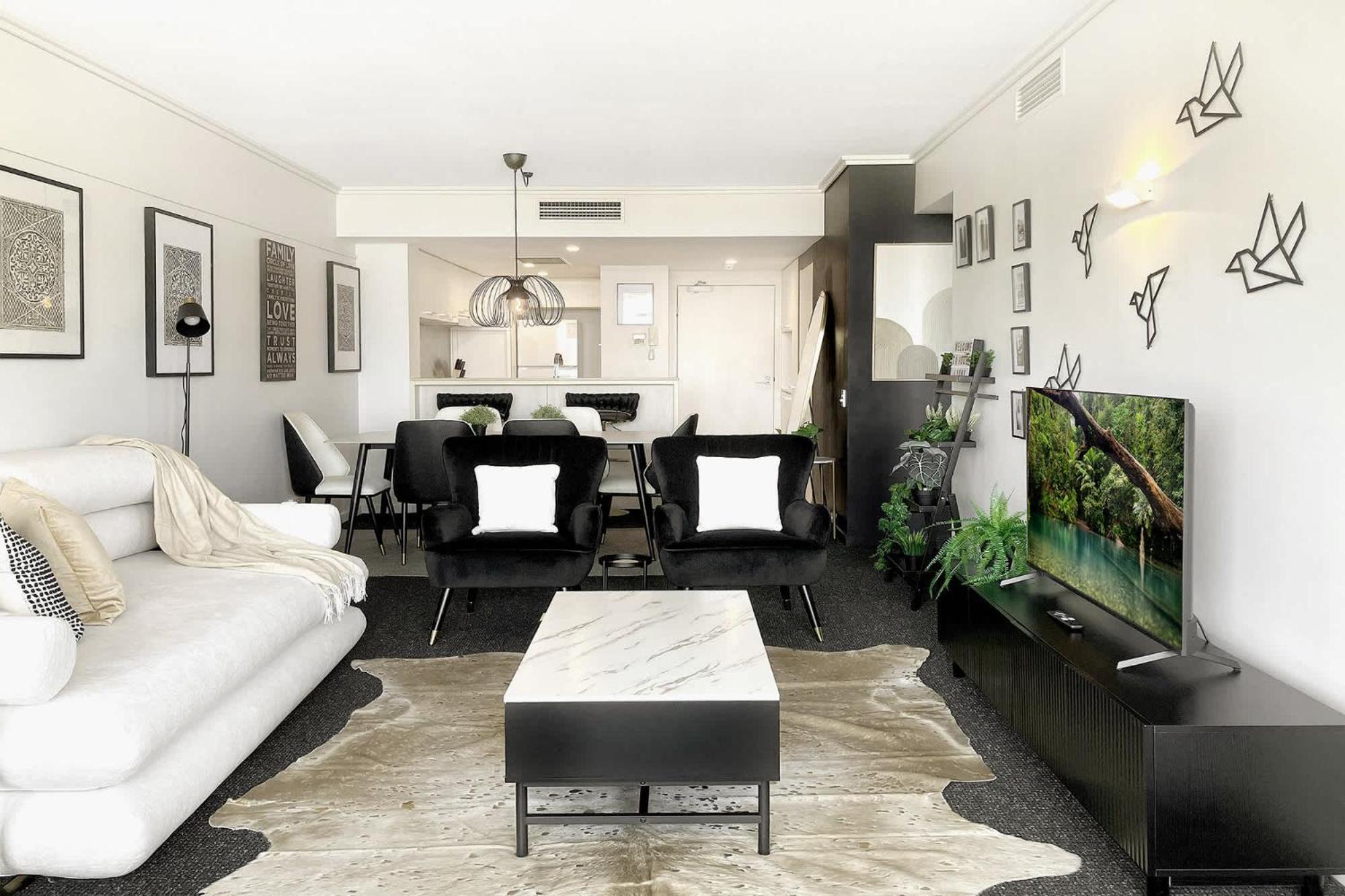 Spring Hill 2br, 2ba Retreat Sleeps 6 - Walk To Cbd With Pool, Free Parking, Balcony, Views, Fast Wi-fi & Gym * Brisbane