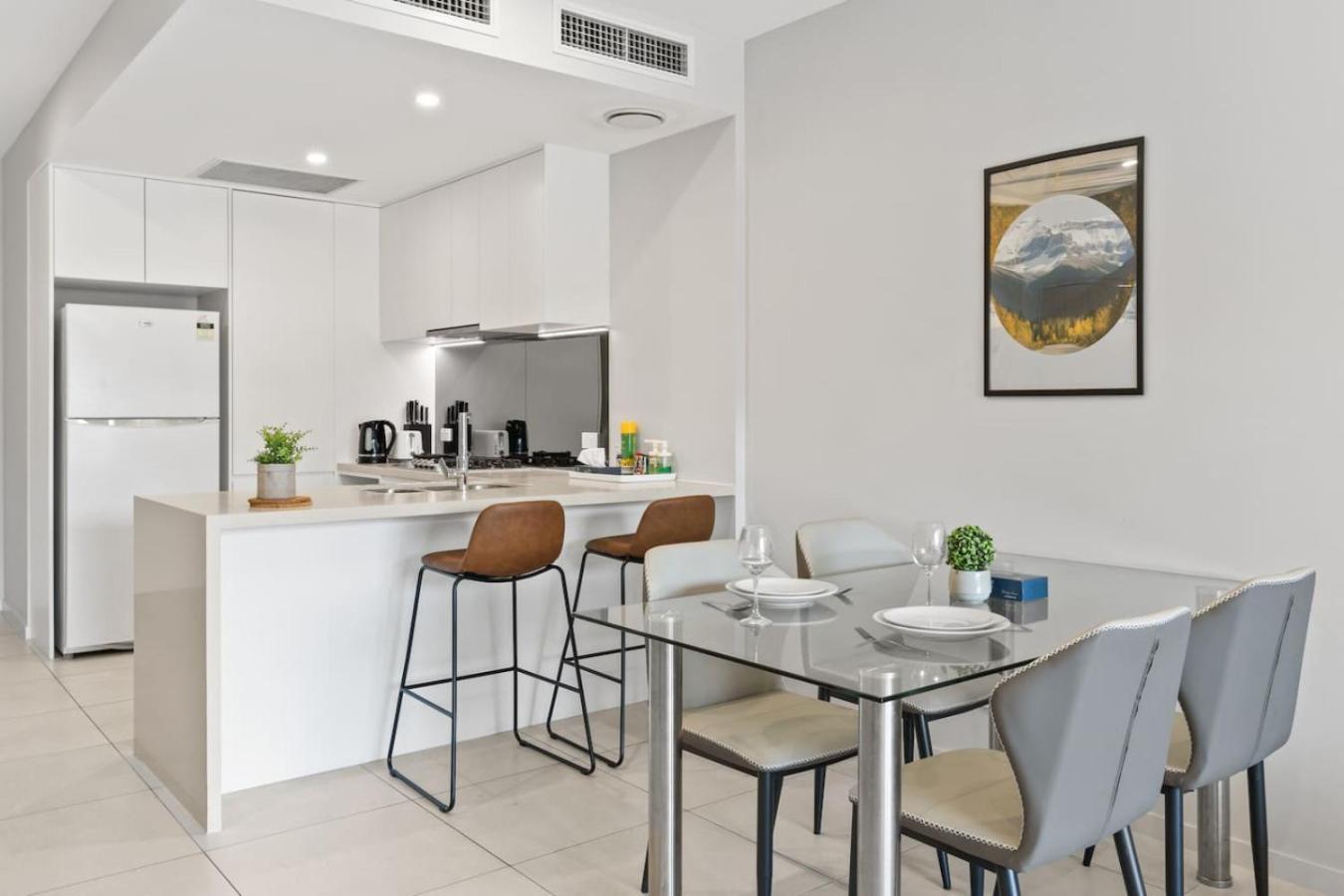 Modern 2br Easy Access To Everywhere Apartment Brisbane