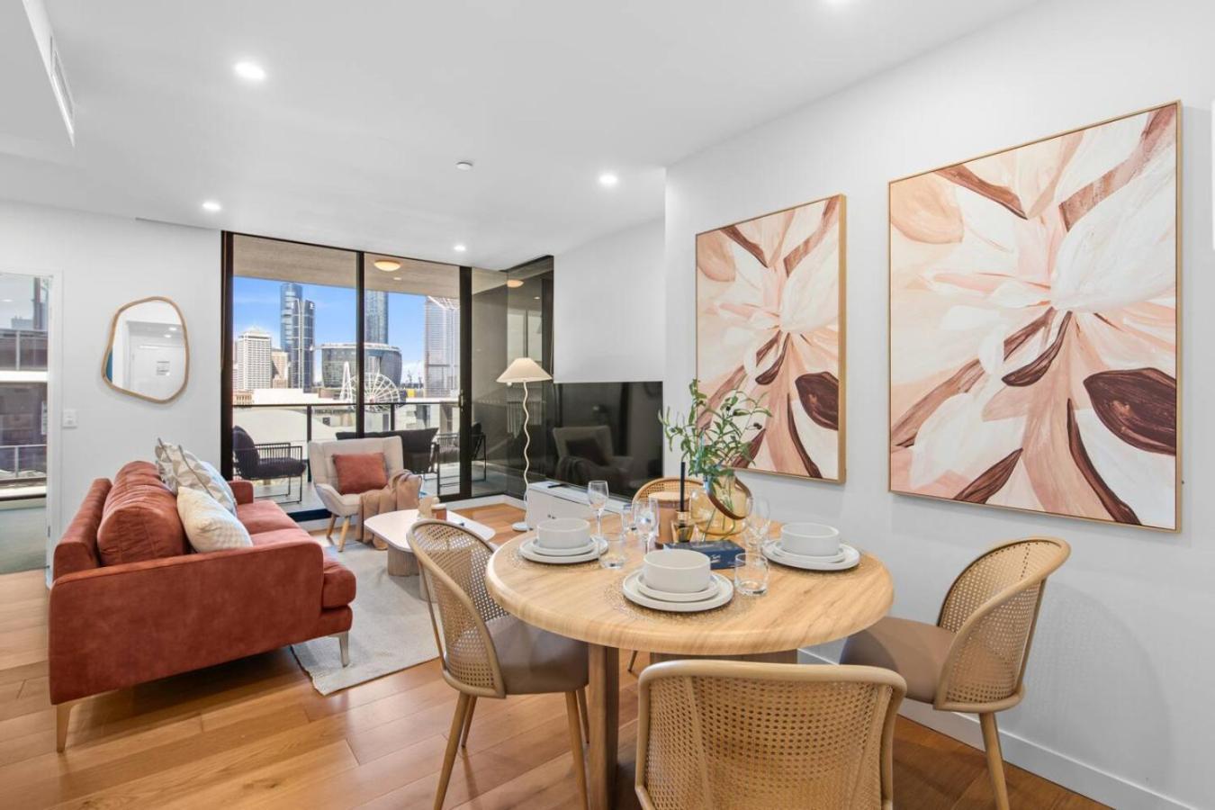 Apartment Stylish 2bedroom Inner-city In South *