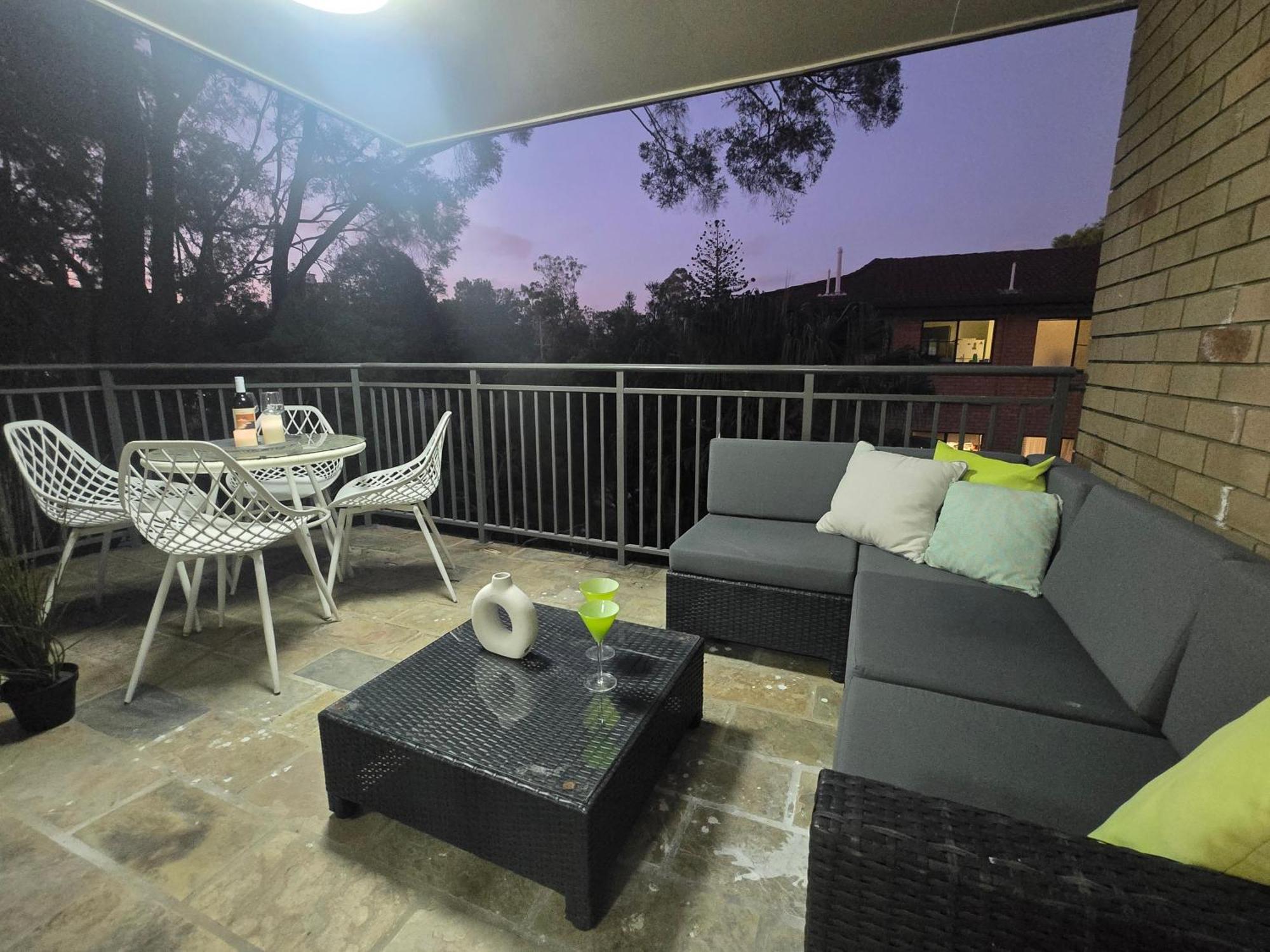 Floor# Full Aircon# Cat# Bues# Park # Uni Apartment