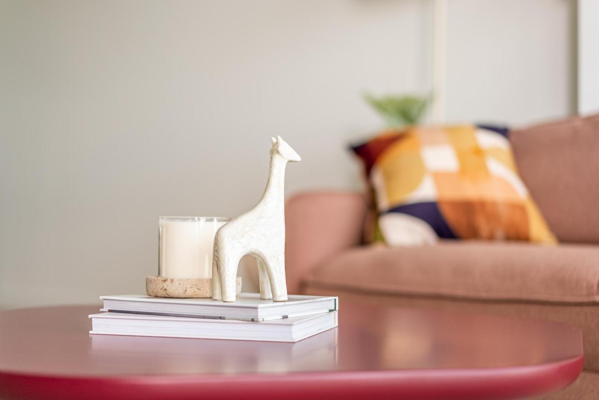 Apartment 1bedroom Sip In Style In Queens Wharf - Level 33 With And River View *