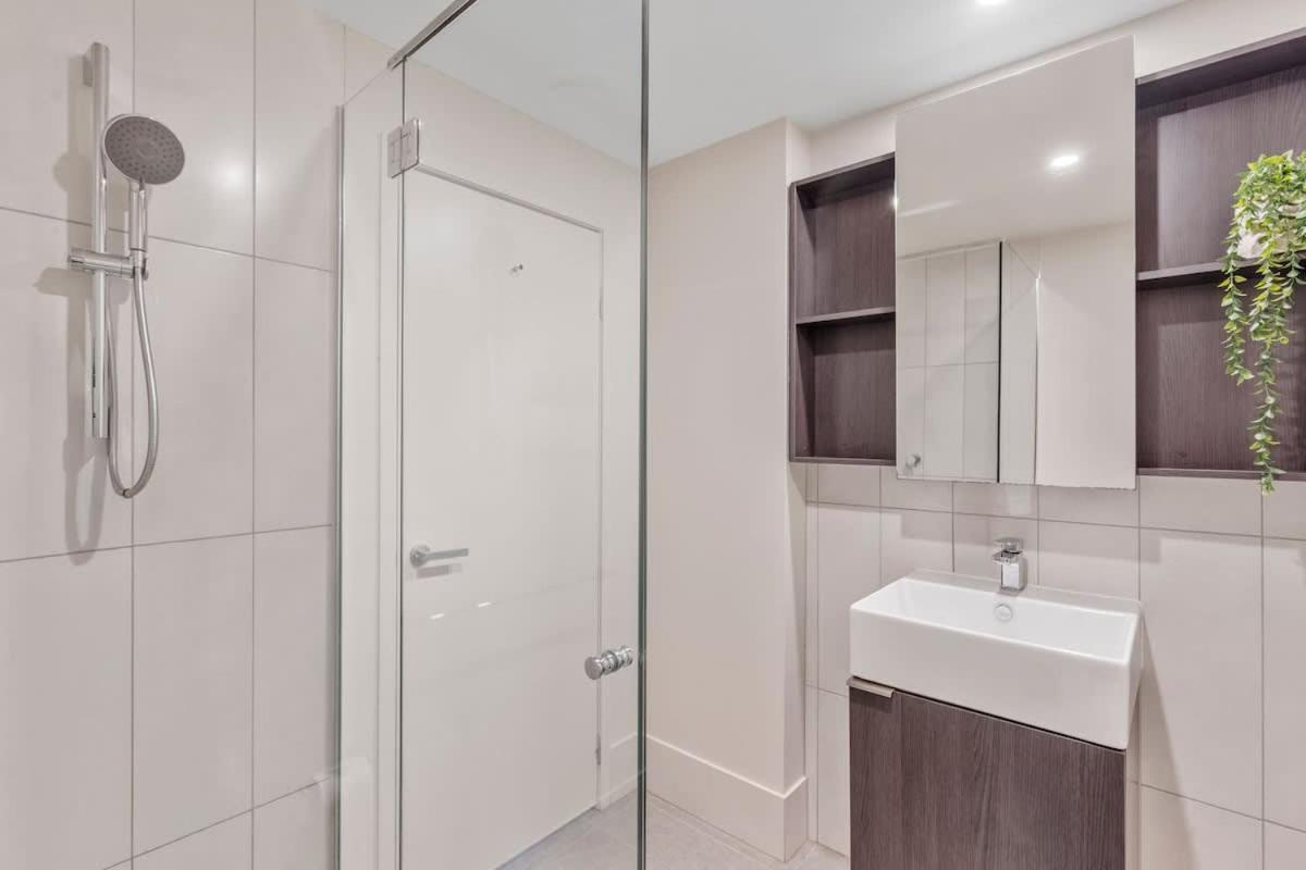 Spire On Queen Street - Free Car Park Apartment *