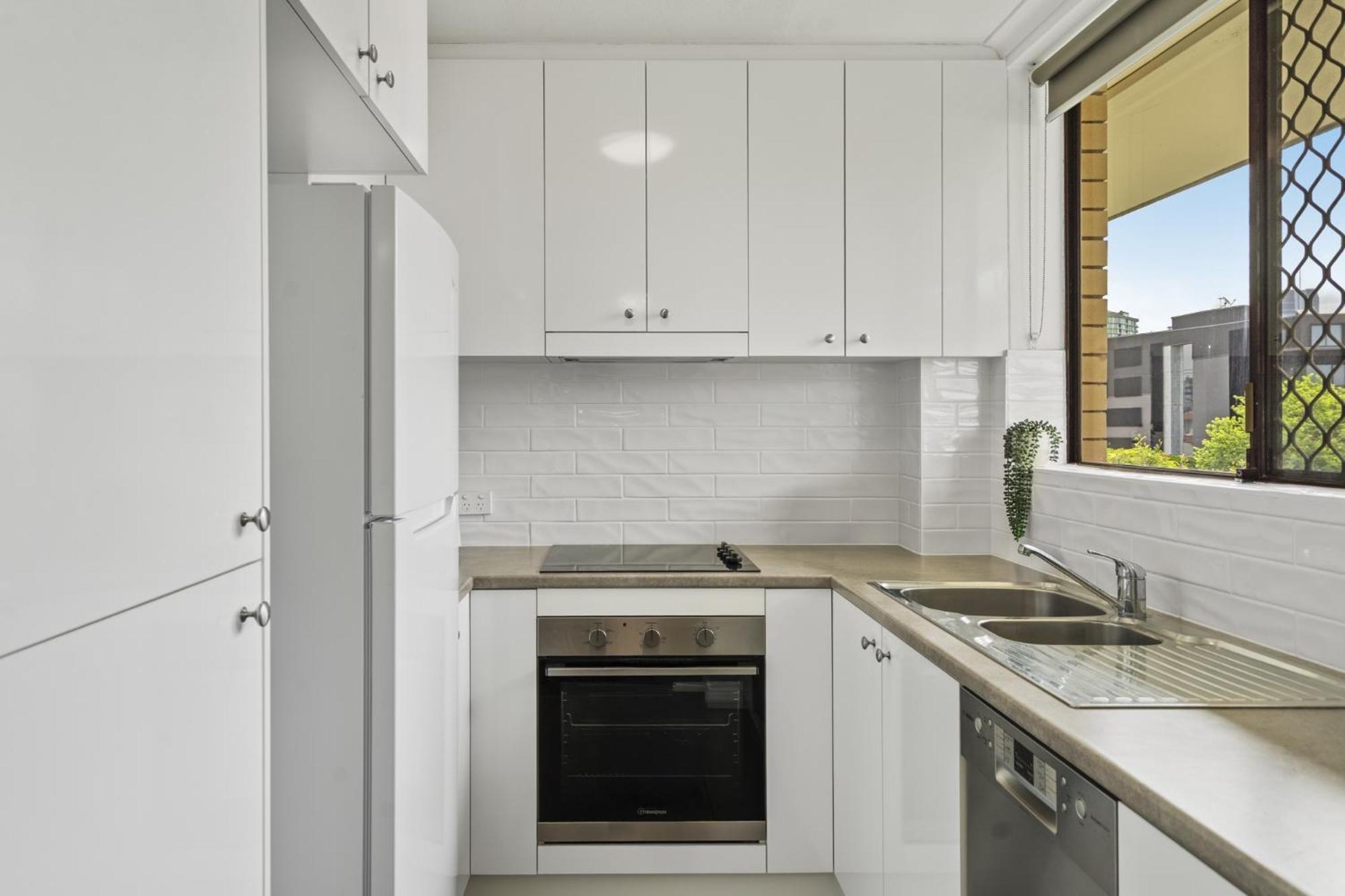 Spacious New Farm With Balcony And Secure Parking Apartment *