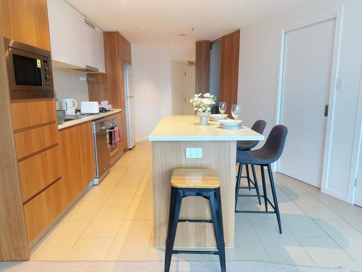 Cozy & Stylish 1b In The Heart Of C34 Apartment Brisbane