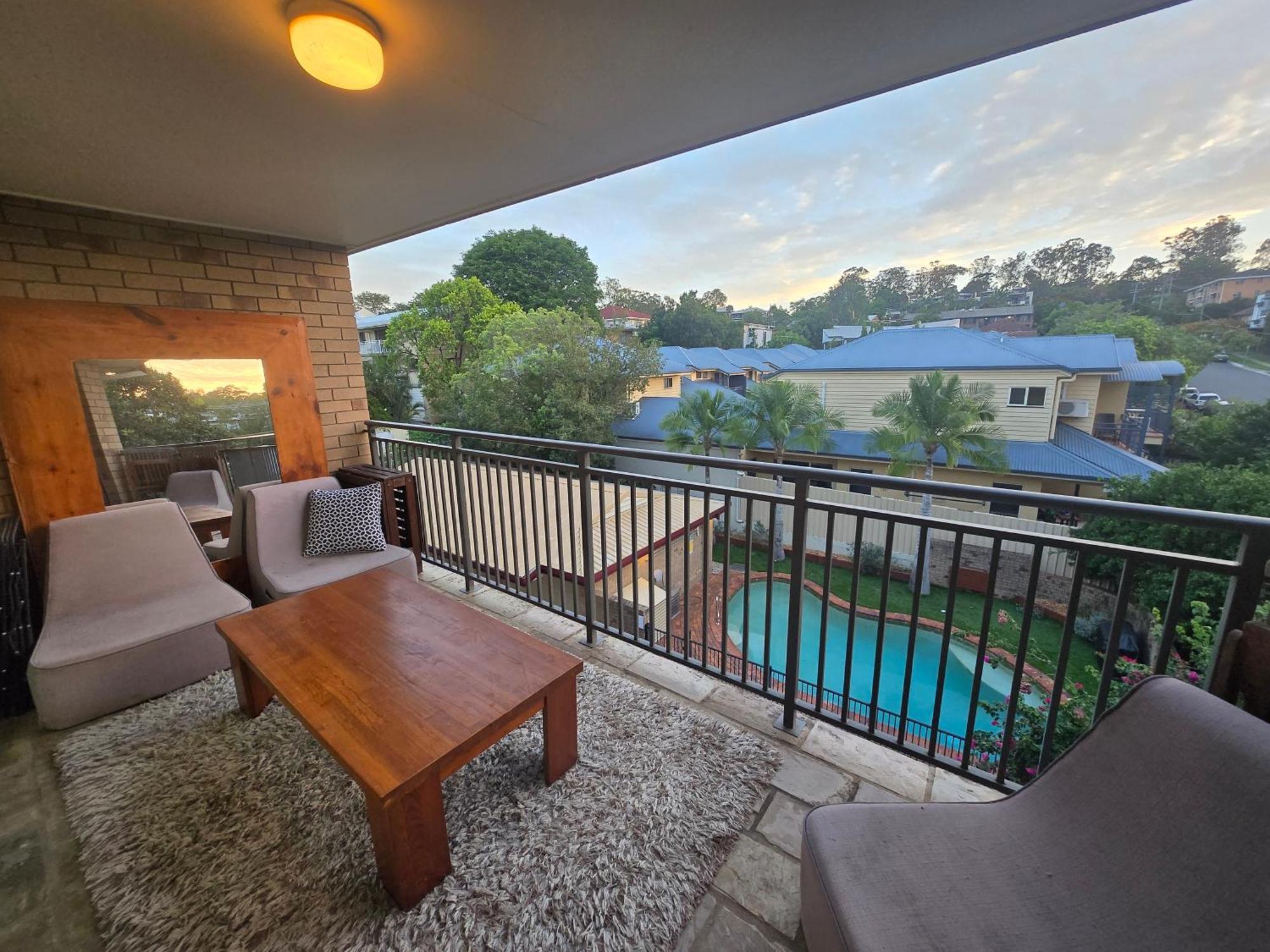 Apartment Floor# Full Aircon# Cat# Bues# Park # Uni