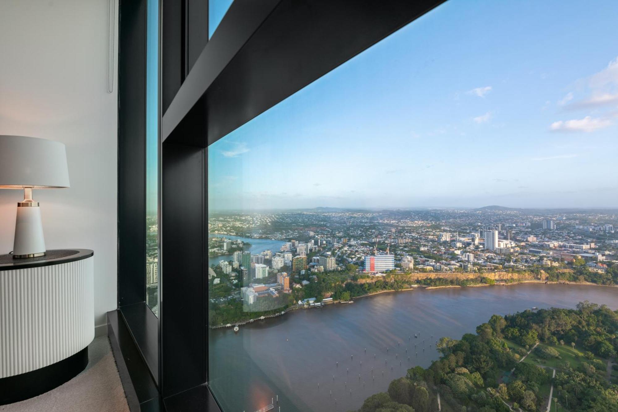 Apartment Skylight With Free Parking Brisbane