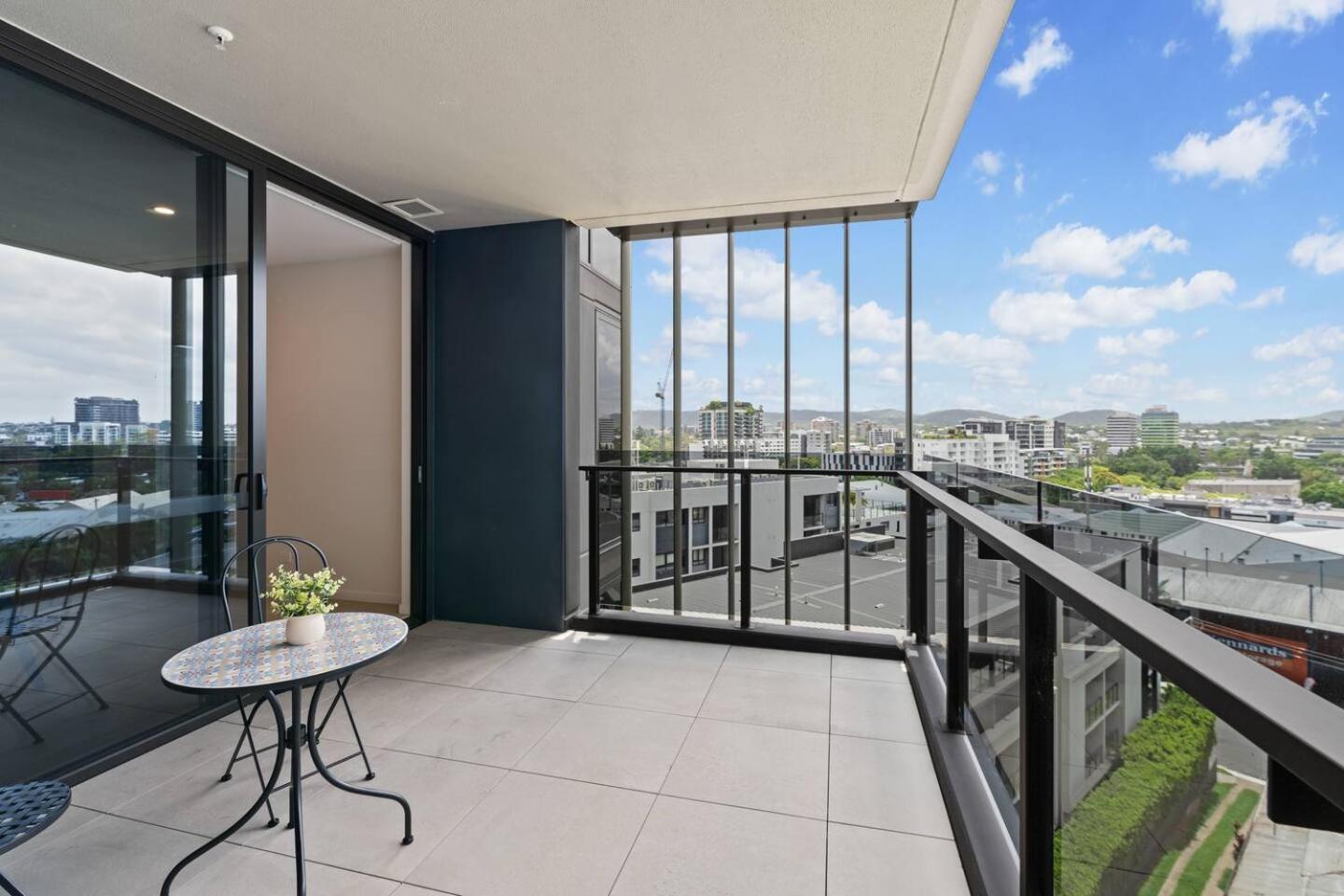 Heart Of Riverview Balcony Pool And Bbq * Brisbane