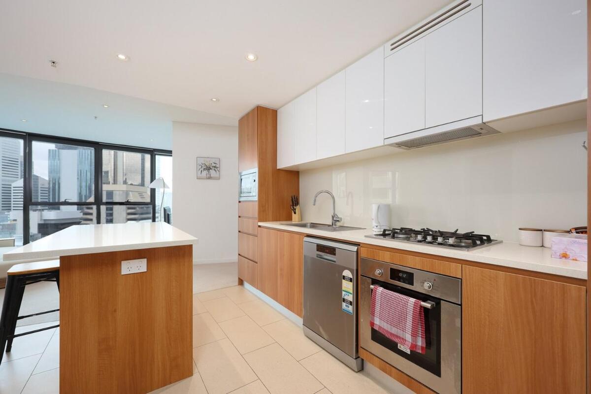 Cozy & Stylish 1b In The Heart Of C34 * Brisbane