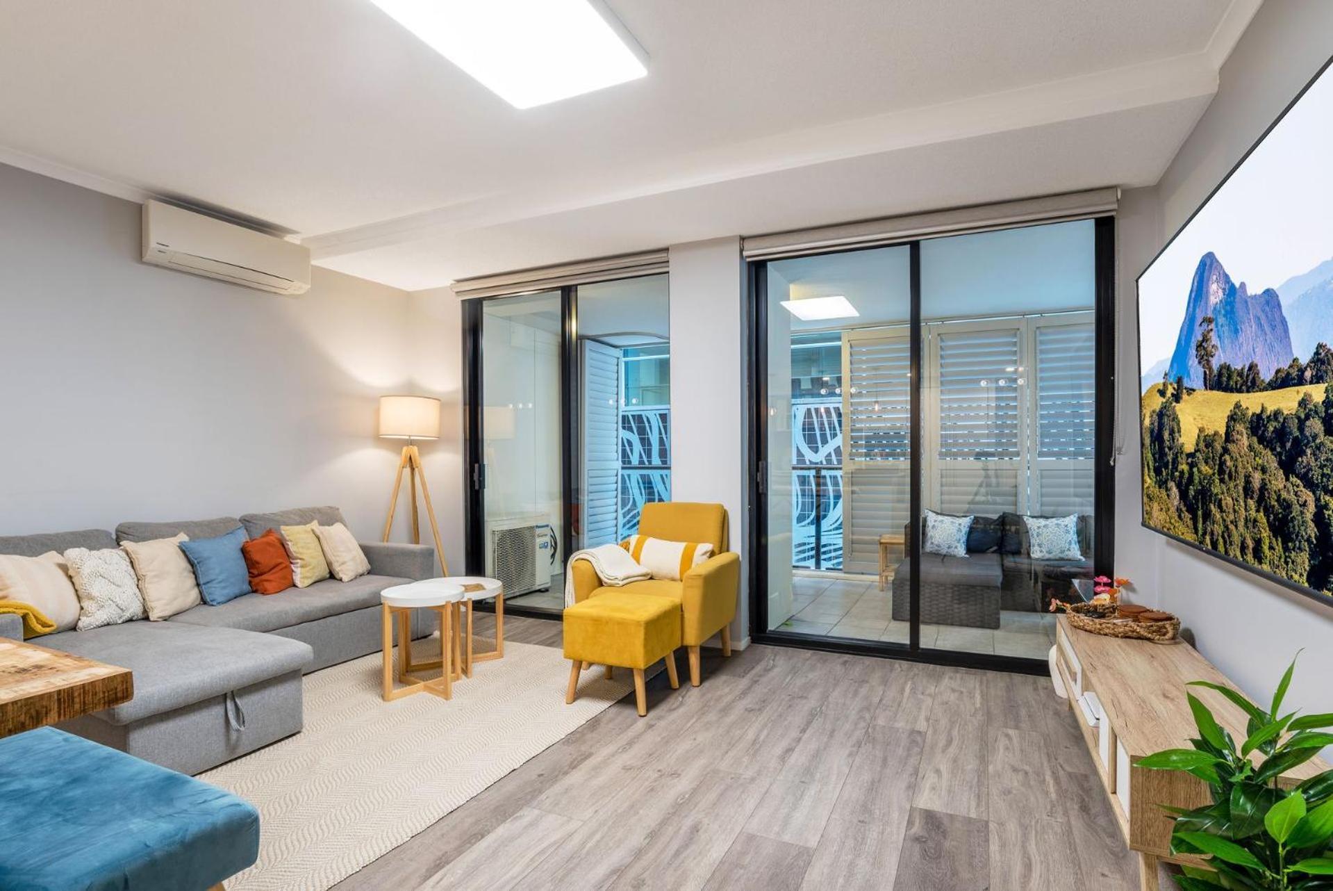 Skyline Escape - Pool, Gym & Sauna *